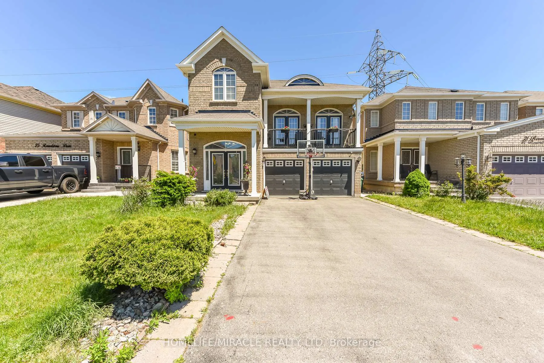 Photo 1 of 23 Roundstone Drive, Brampton, Credit Valley — HOMEH