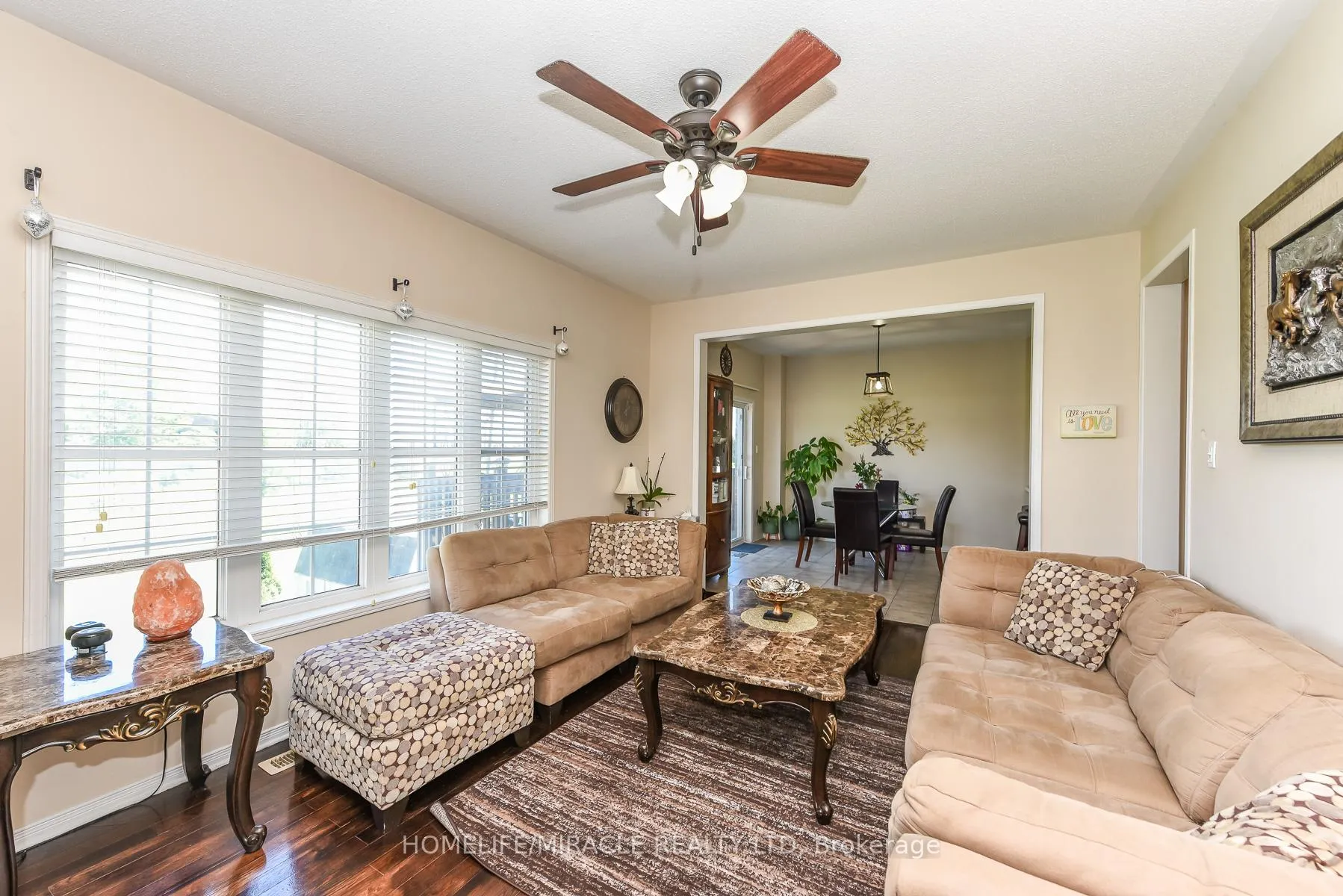 Photo 11 of 23 Roundstone Drive, Brampton, Credit Valley — HOMEH