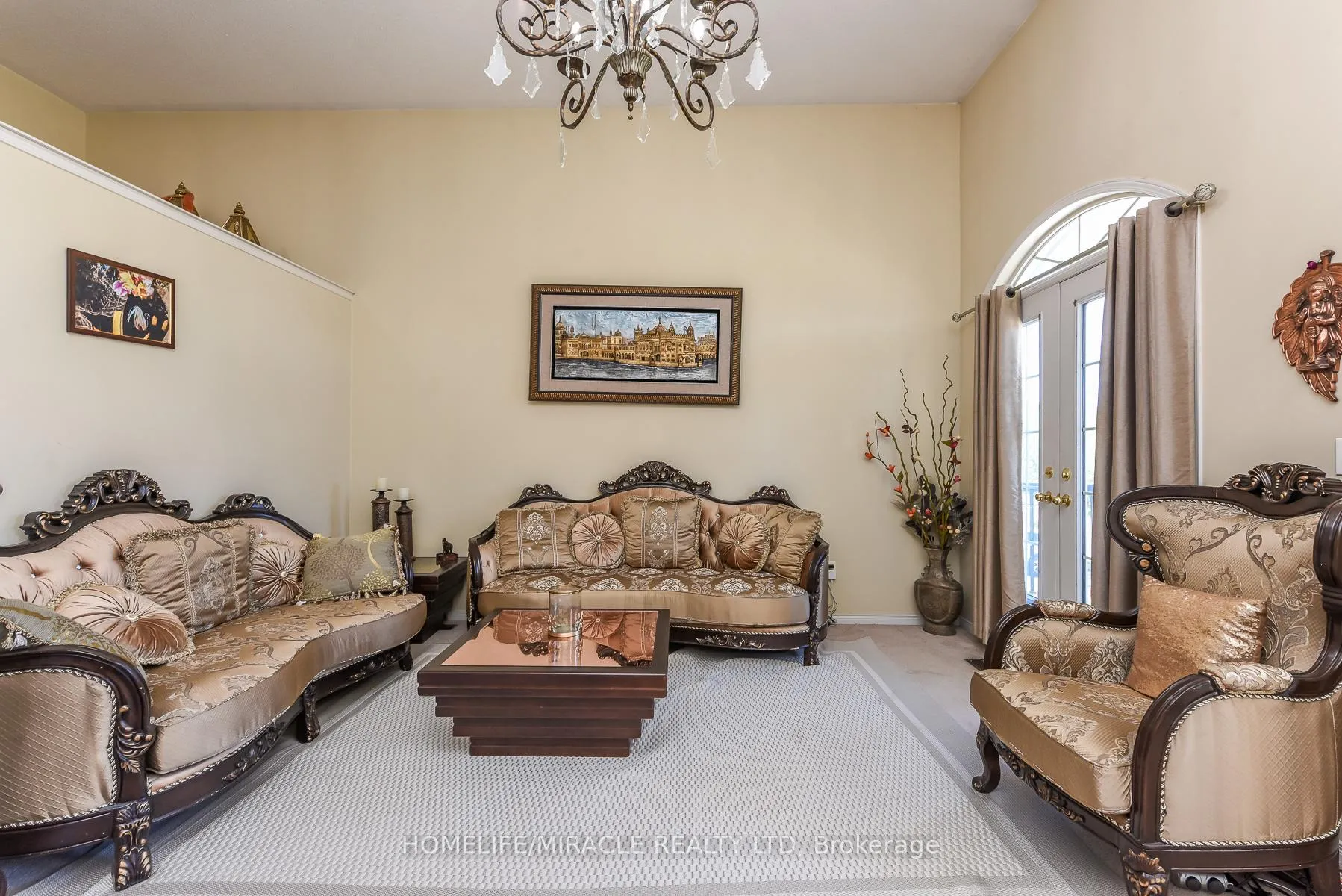 Photo 19 of 23 Roundstone Drive, Brampton, Credit Valley — HOMEH