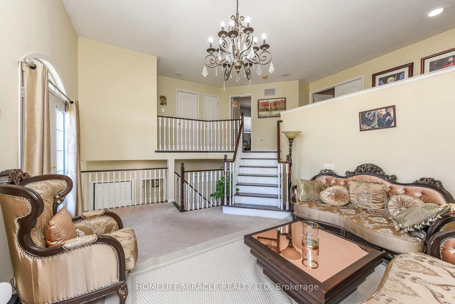 Photo 20 of 23 Roundstone Drive, Brampton, Credit Valley — HOMEH