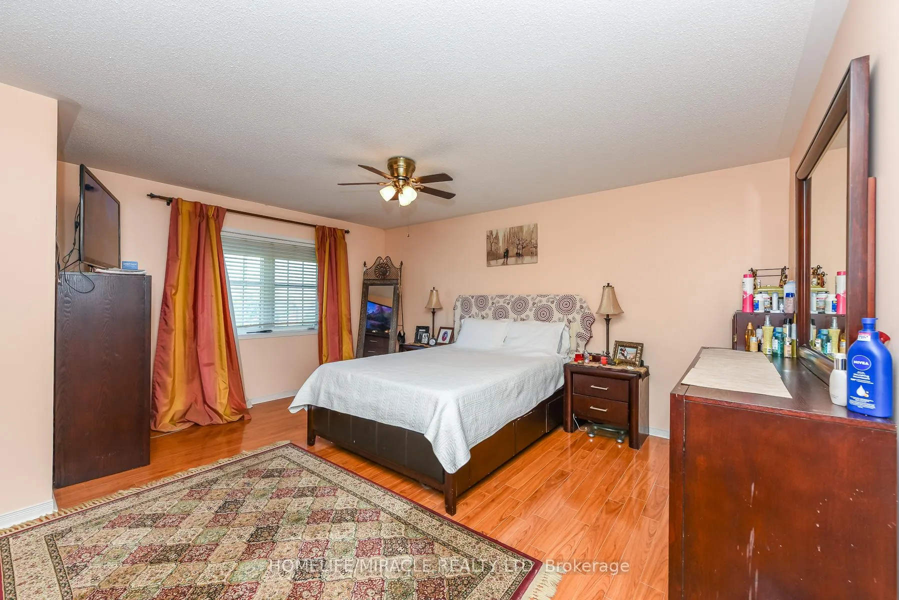 Photo 27 of 23 Roundstone Drive, Brampton, Credit Valley — HOMEH