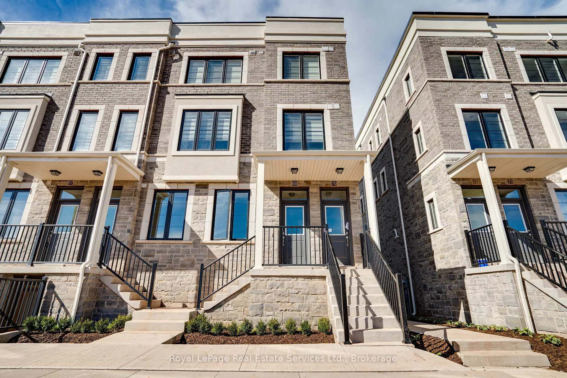 Photo 1 of Unit 68, 383 Dundas Street E, Hamilton, Waterdown — HOMEH