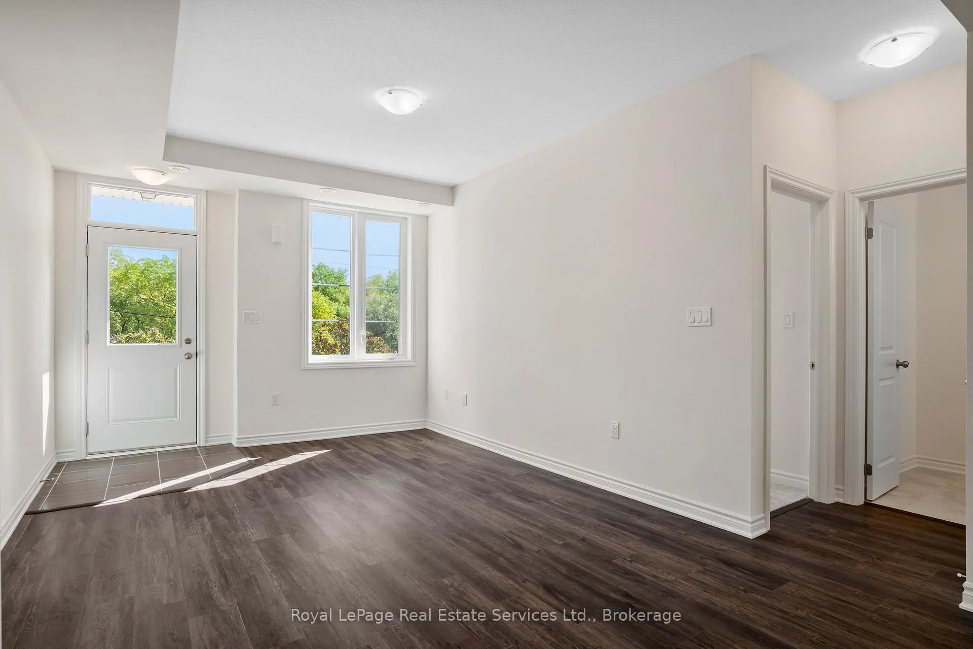 Photo 4 of Unit 68, 383 Dundas Street E, Hamilton, Waterdown — HOMEH