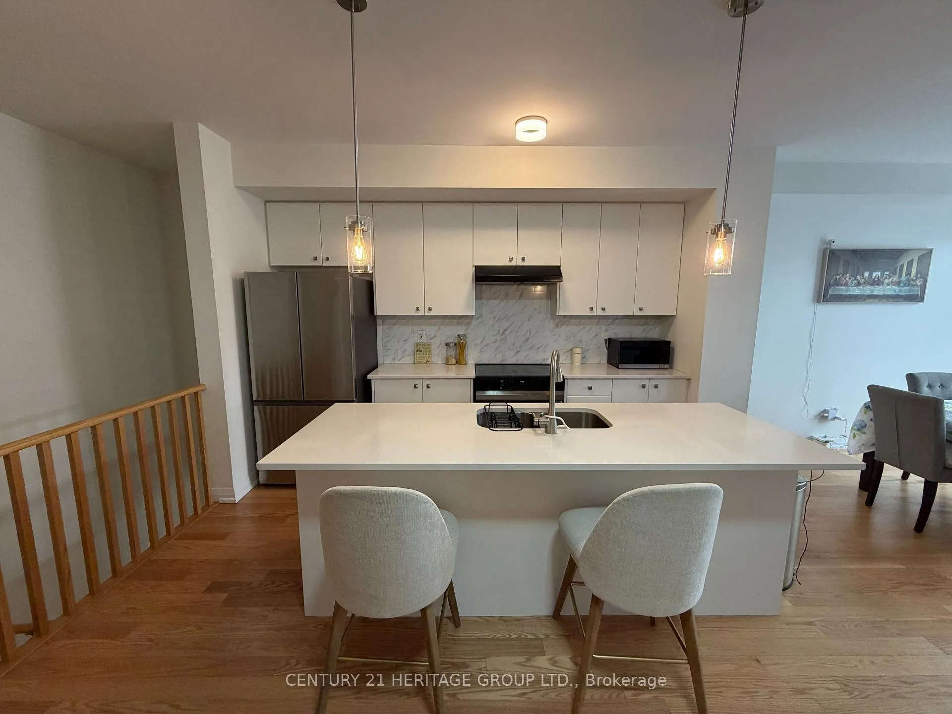 Photo 8 of 66 Norwich Crescent, Haldimand — HOMEH