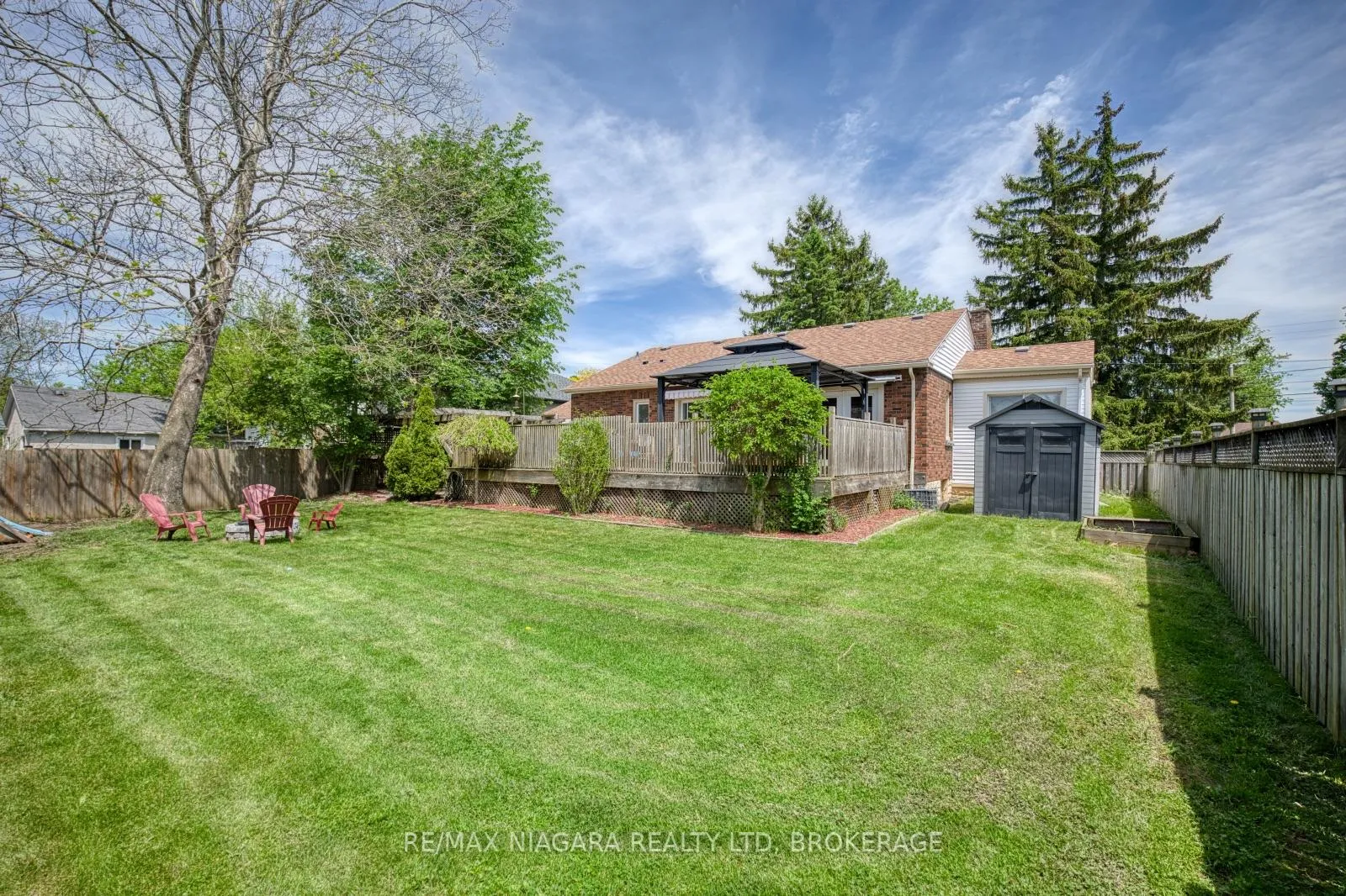 Photo 8 of 31 Carlton Avenue, Welland, N. Welland — HOMEH