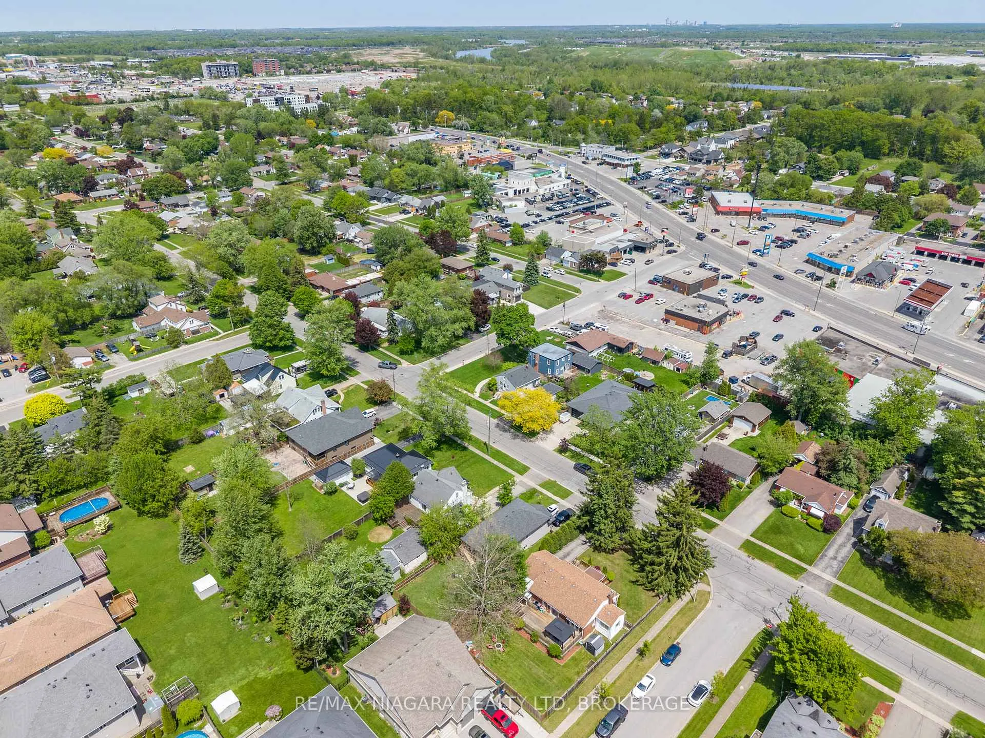 Photo 48 of 31 Carlton Avenue, Welland, N. Welland — HOMEH