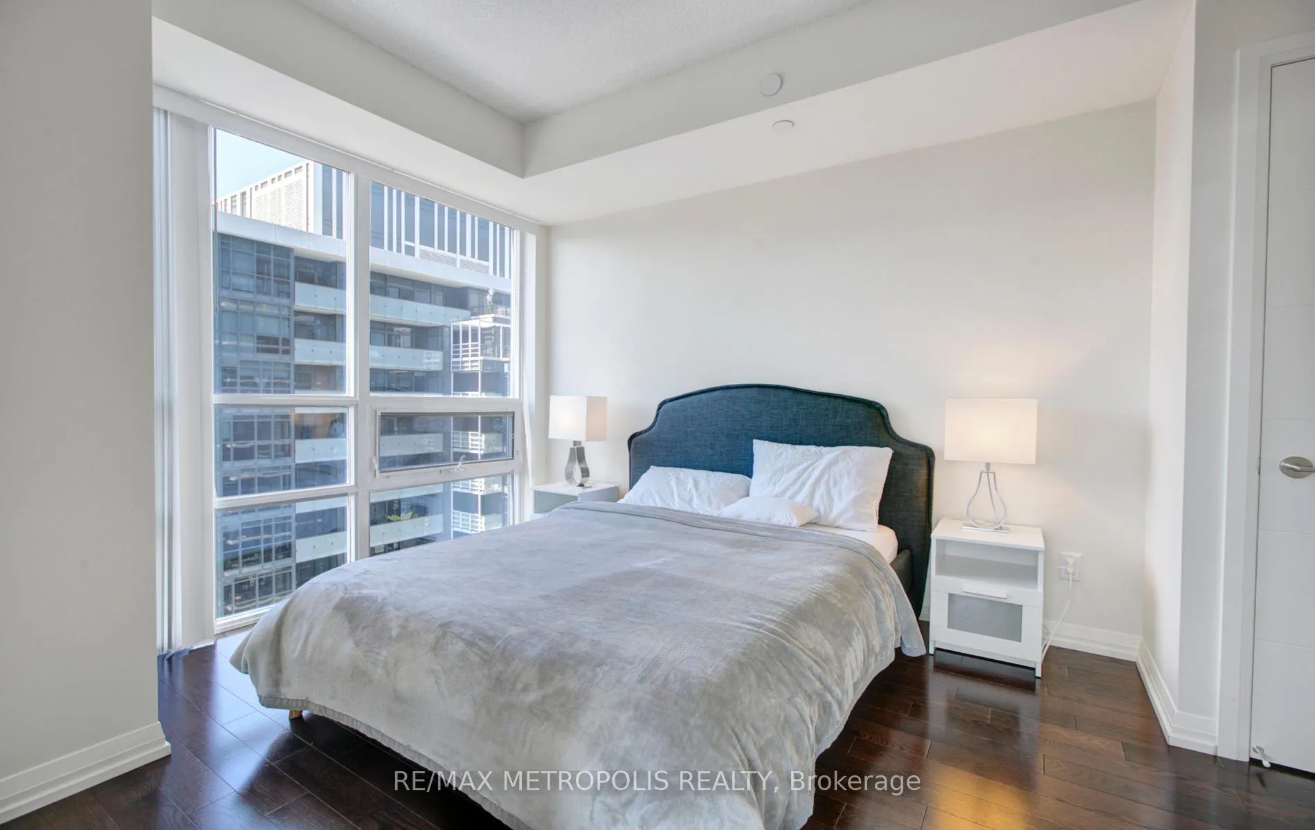 Photo 8 of Unit 2015, 460 Adelaide Street E, Toronto, Moss Park — HOMEH