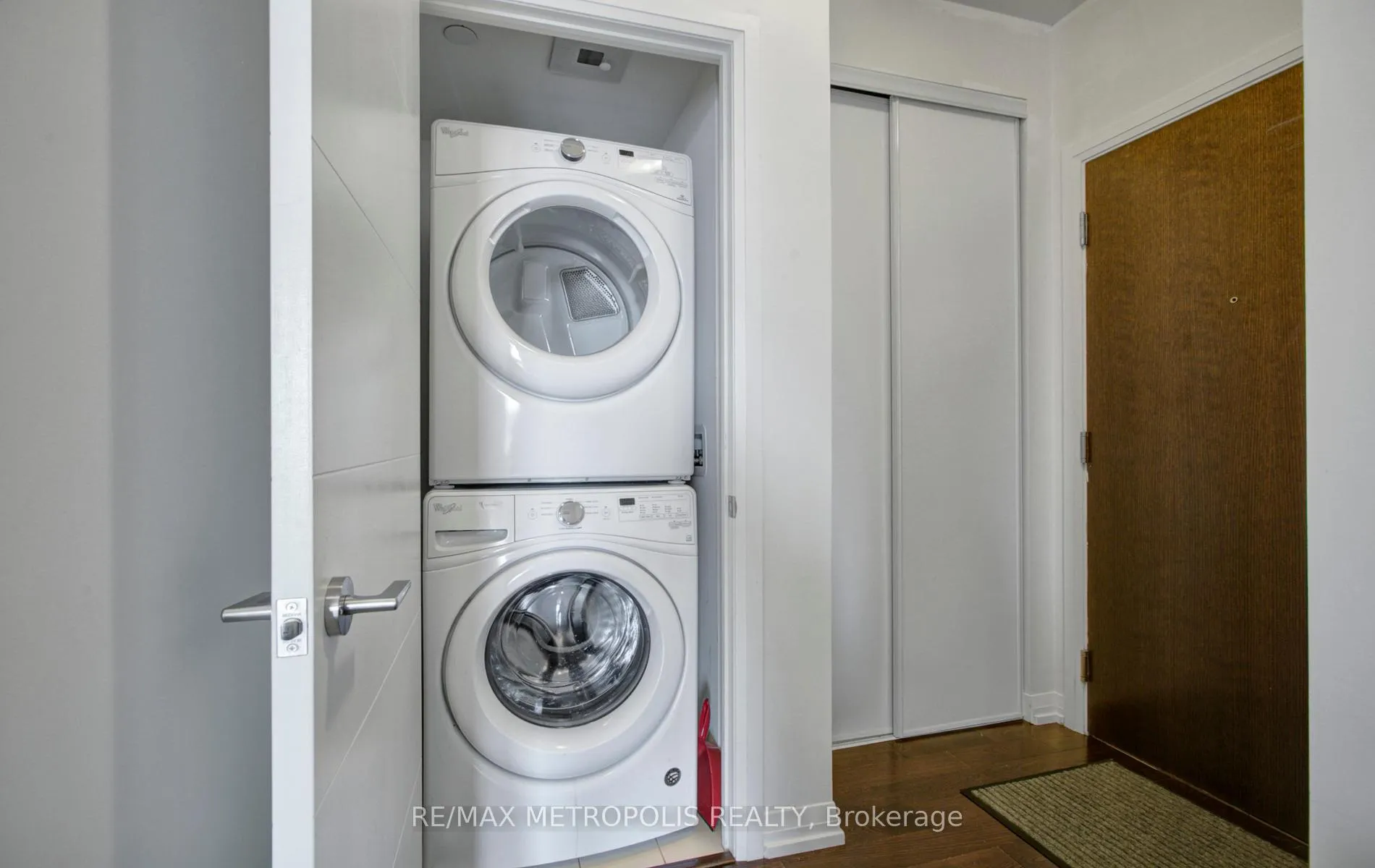 Photo 18 of Unit 2015, 460 Adelaide Street E, Toronto, Moss Park — HOMEH
