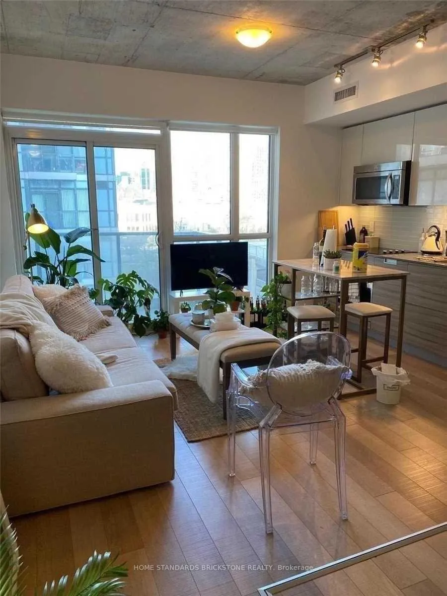 Photo 3 of Unit 603, 210 Simcoe Street, Toronto, University — HOMEH