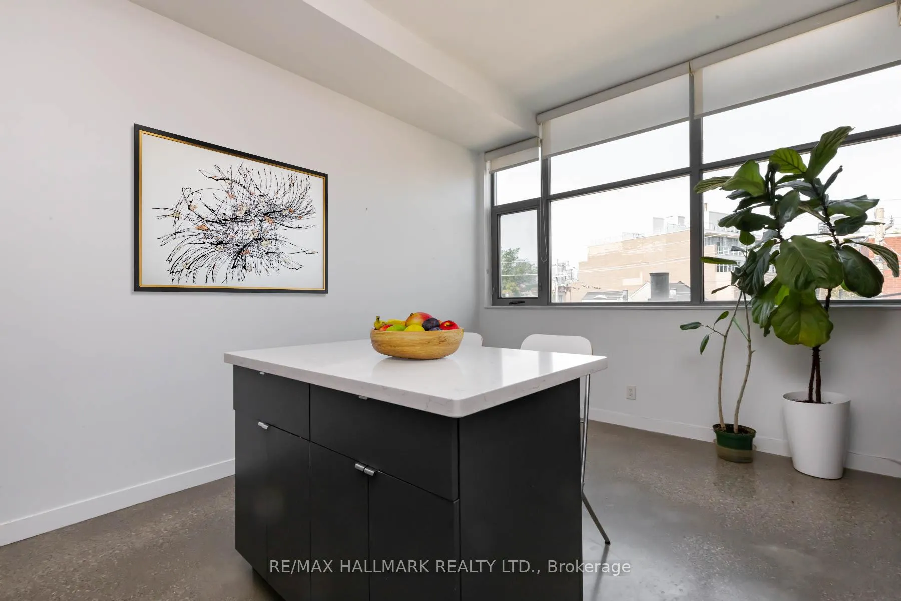 Photo 7 of Unit 306, 549 King Street E, Toronto, Moss Park — HOMEH