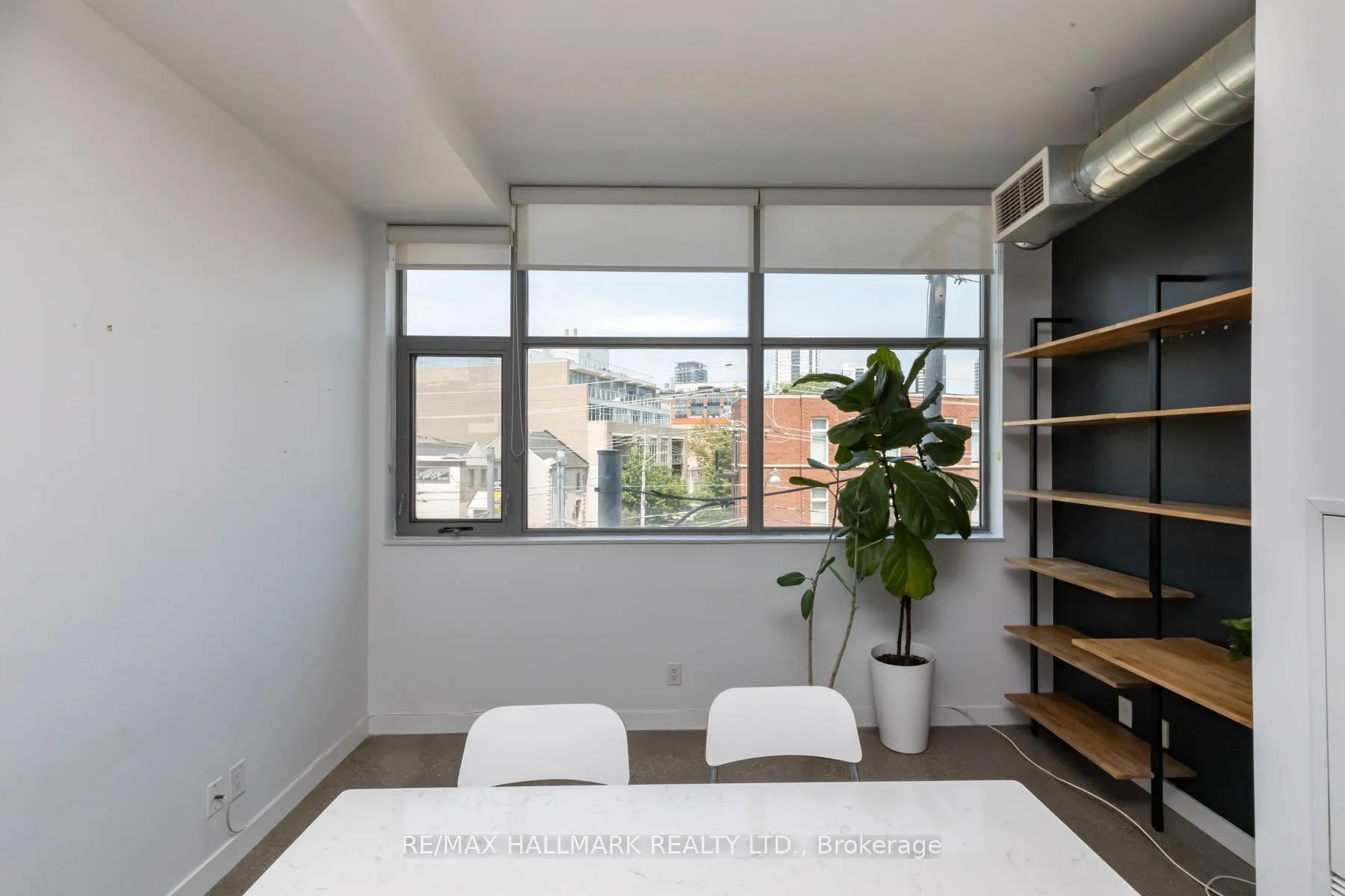 Photo 9 of Unit 306, 549 King Street E, Toronto, Moss Park — HOMEH