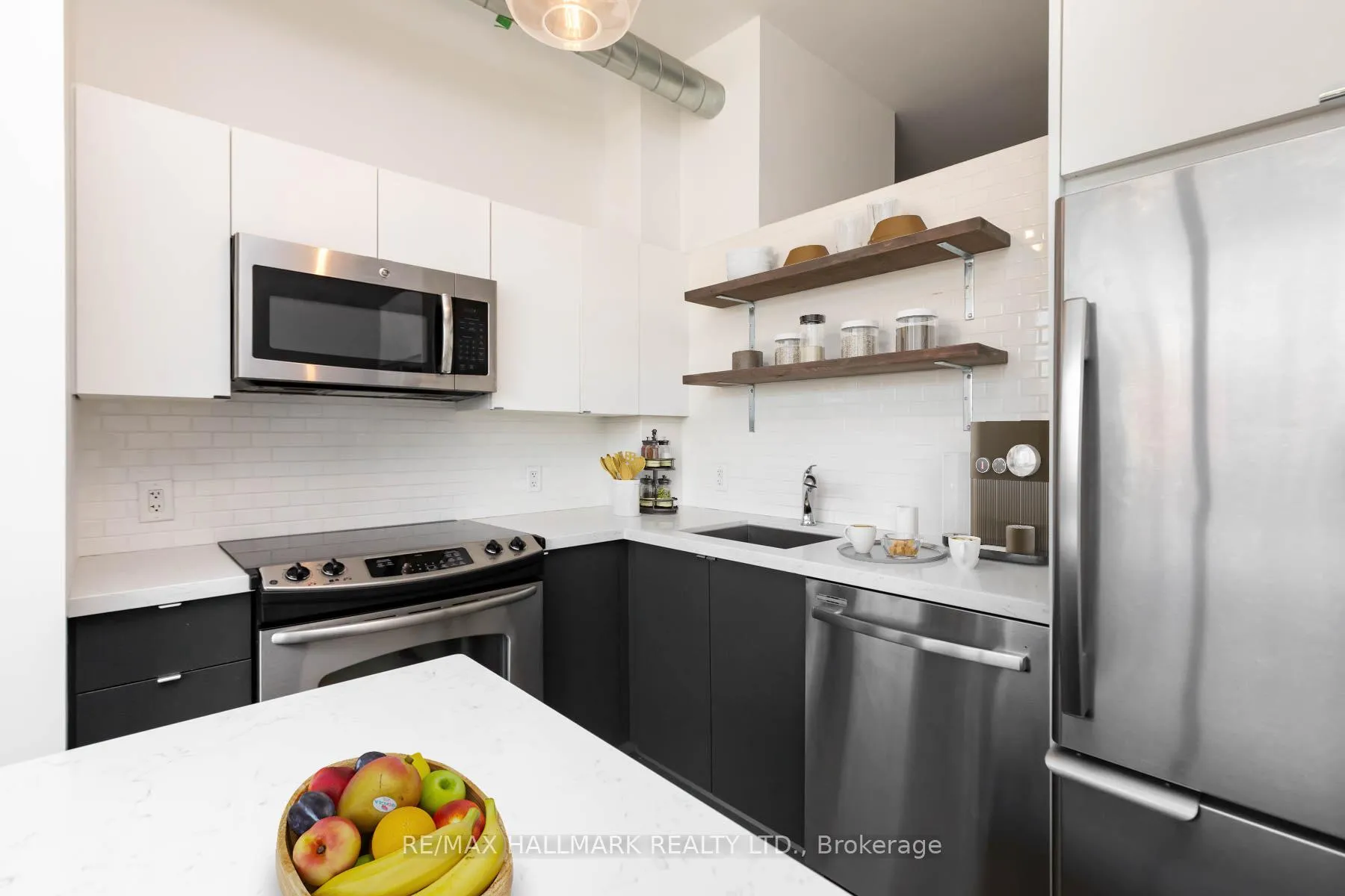 Photo 10 of Unit 306, 549 King Street E, Toronto, Moss Park — HOMEH