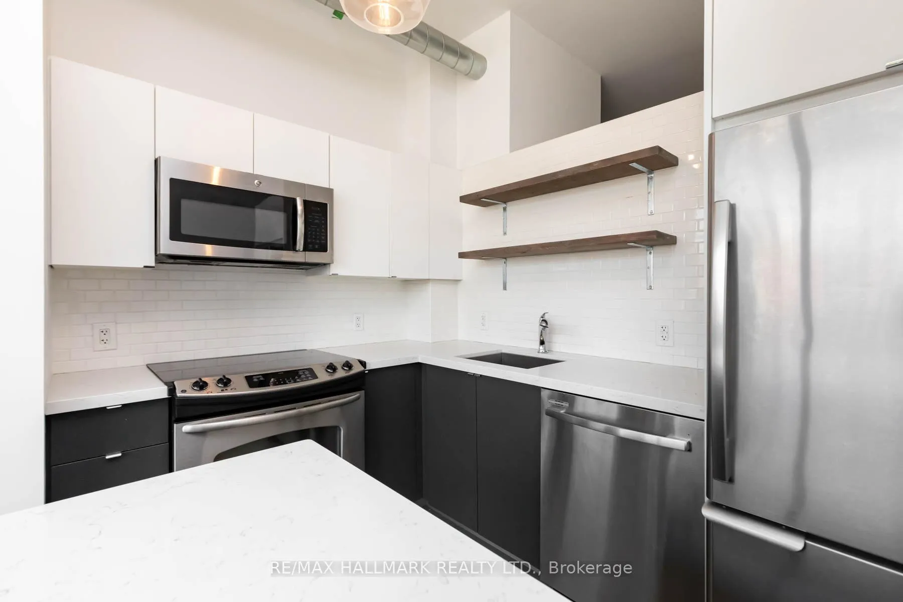 Photo 11 of Unit 306, 549 King Street E, Toronto, Moss Park — HOMEH
