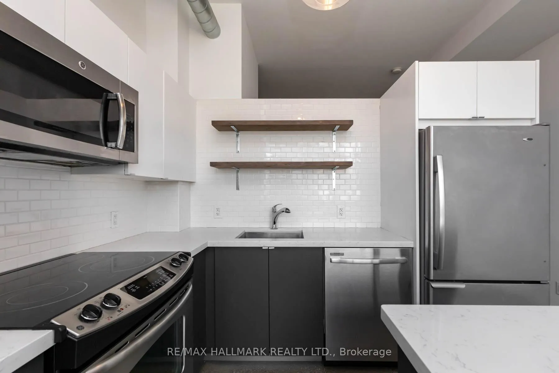 Photo 14 of Unit 306, 549 King Street E, Toronto, Moss Park — HOMEH