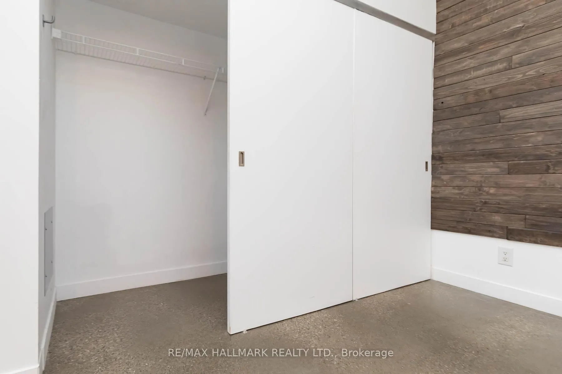 Photo 19 of Unit 306, 549 King Street E, Toronto, Moss Park — HOMEH