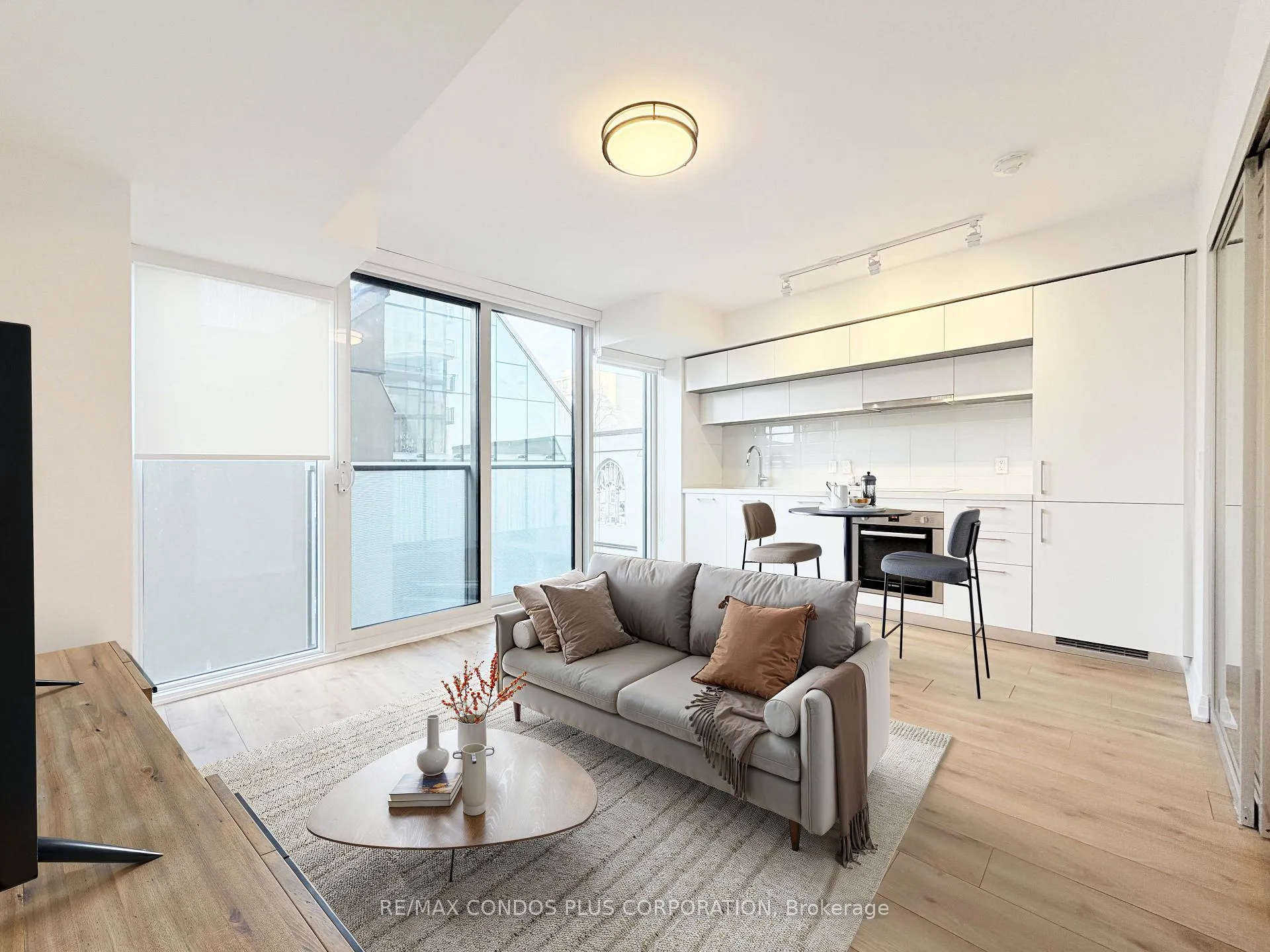 Photo 2 of Unit 306, 99 Foxbar Road, Toronto, Yonge-St. Clair — HOMEH