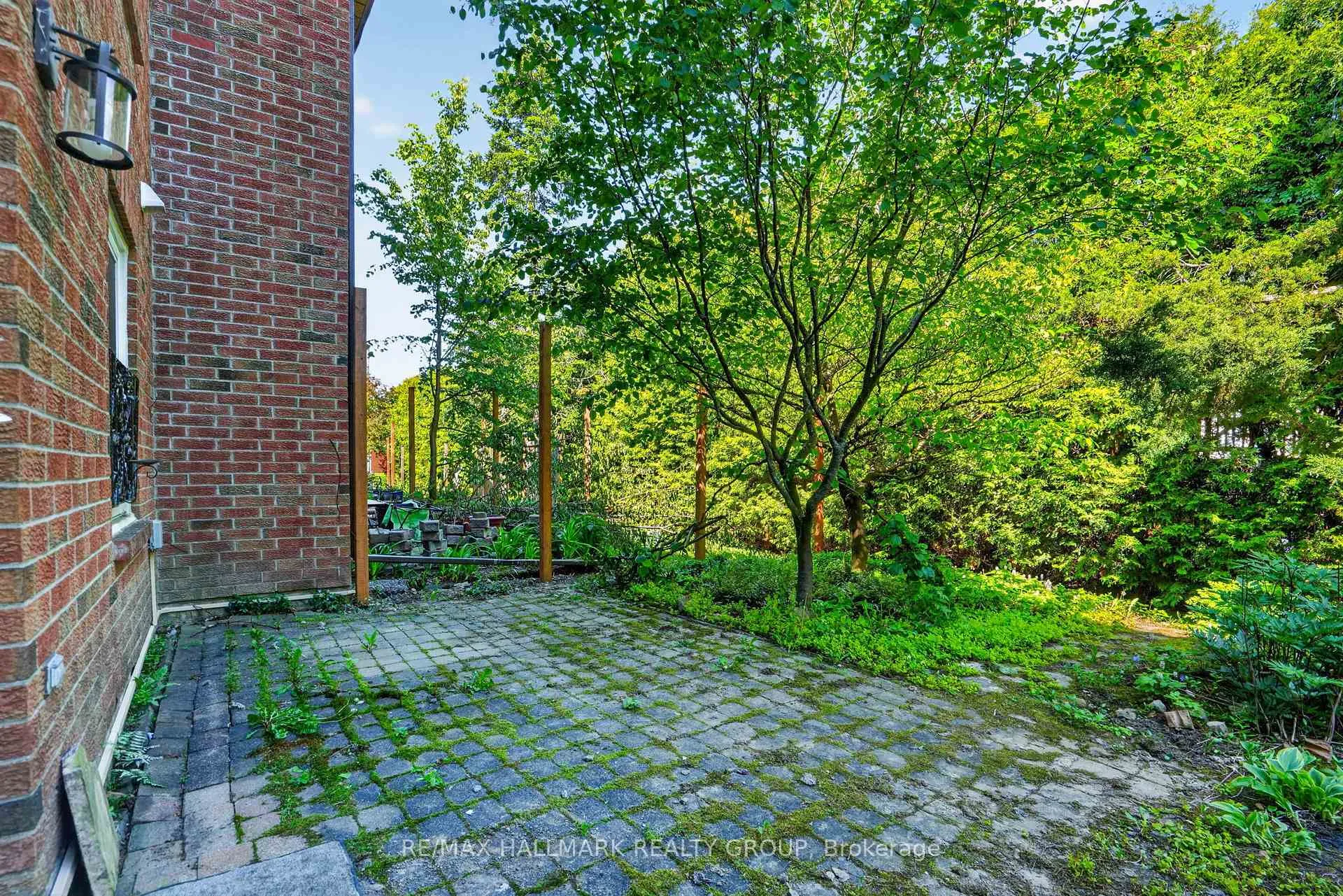 Photo 35 of Unit 47, 83 Appleby Private, Ottawa, Carleton Heights — HOMEH