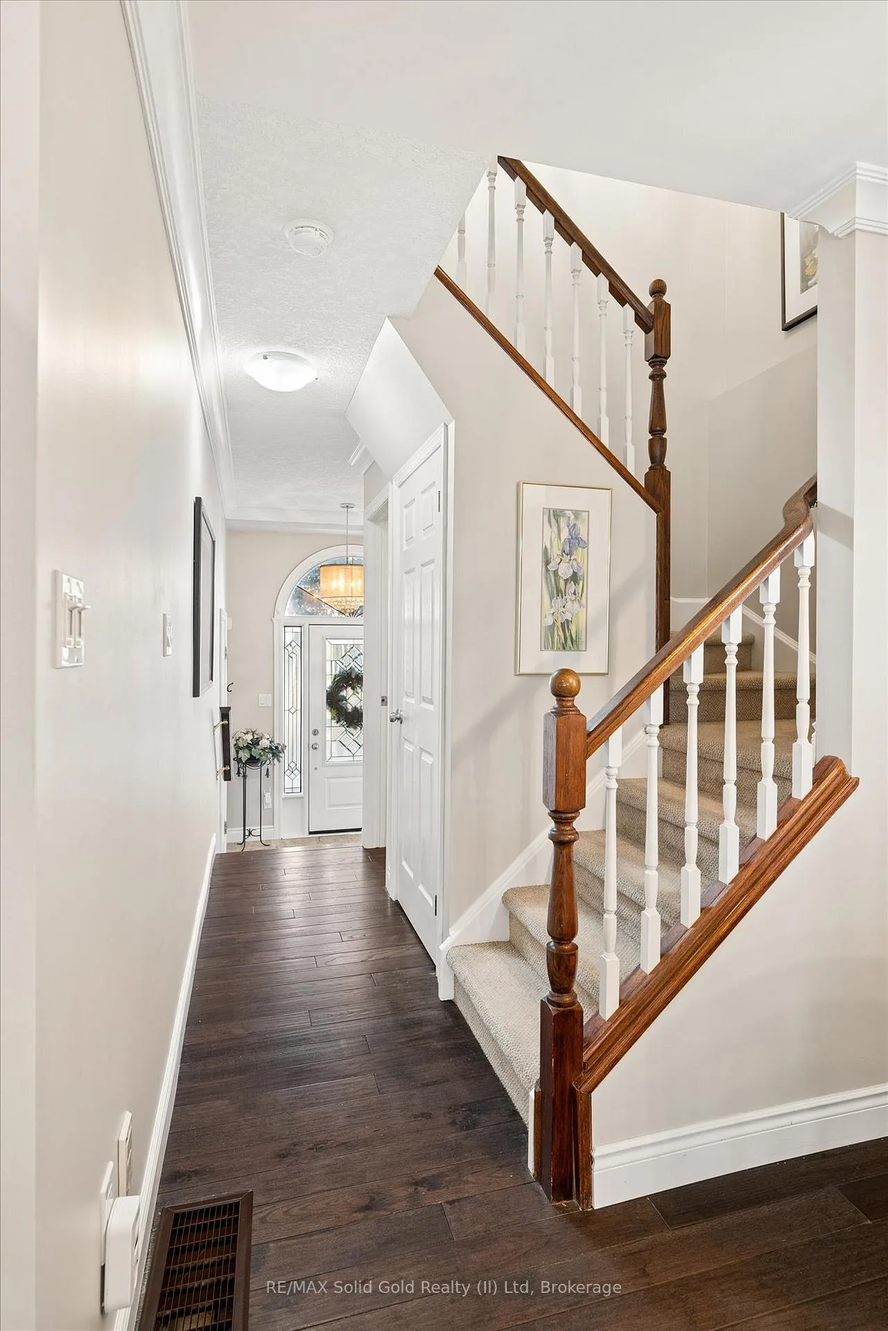 Photo 10 of 214 Grey Fox Drive, Kitchener — HOMEH