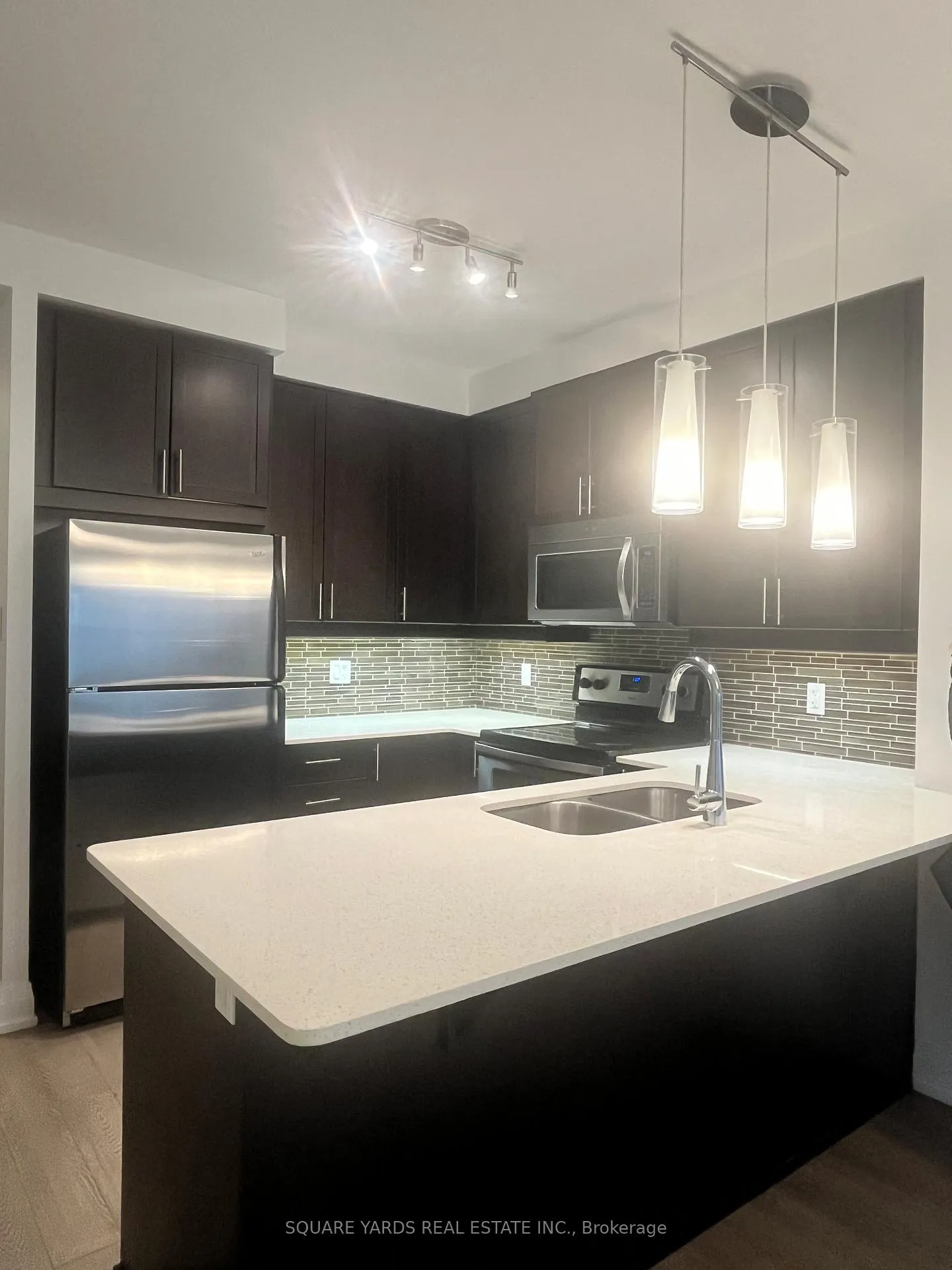 Photo 4 of Unit 510, 15 Maple Avenue, Barrie, City Centre — HOMEH
