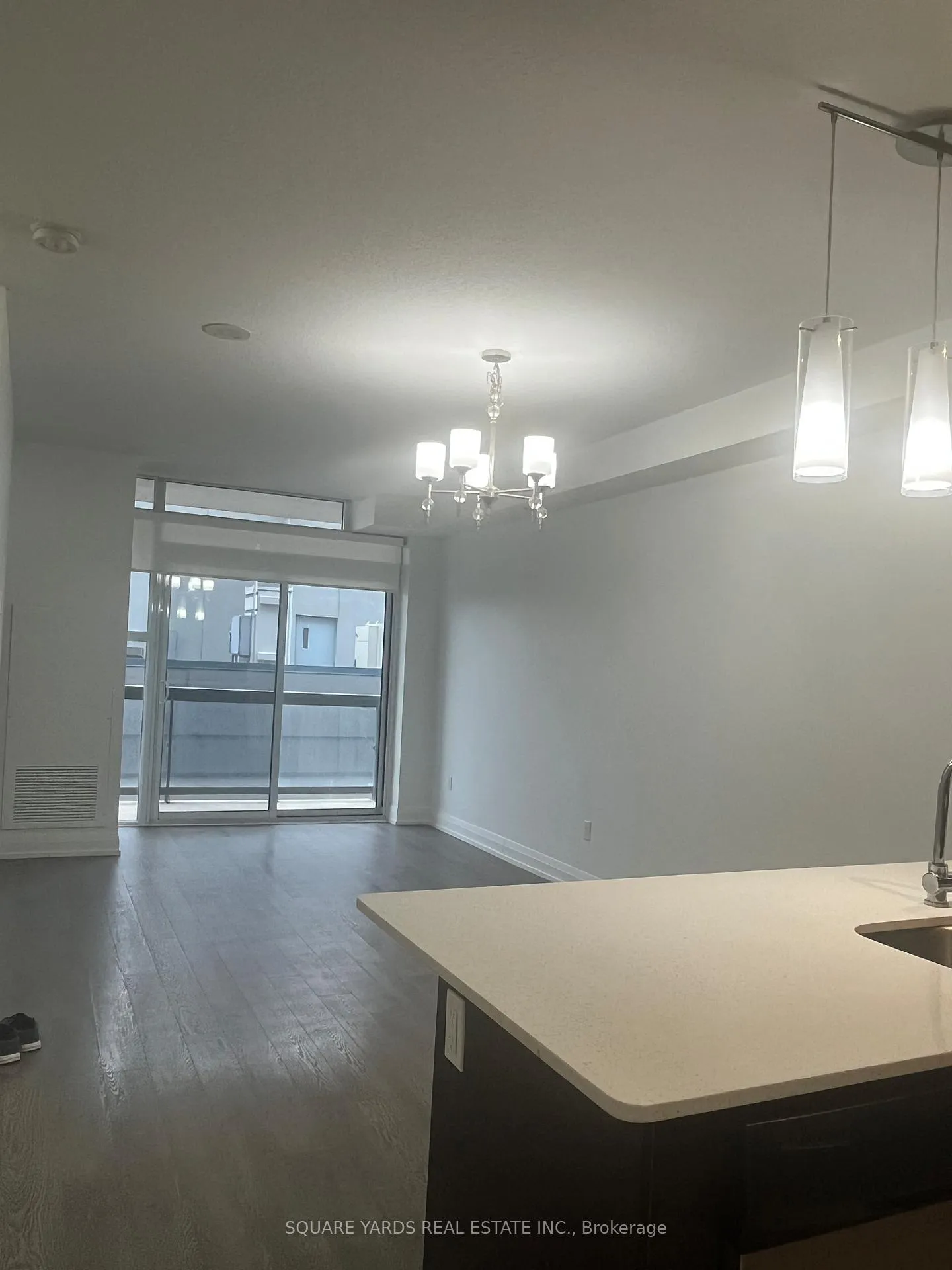 Photo 4 of Unit 1107, 15 Maple Avenue, Barrie, City Centre — HOMEH