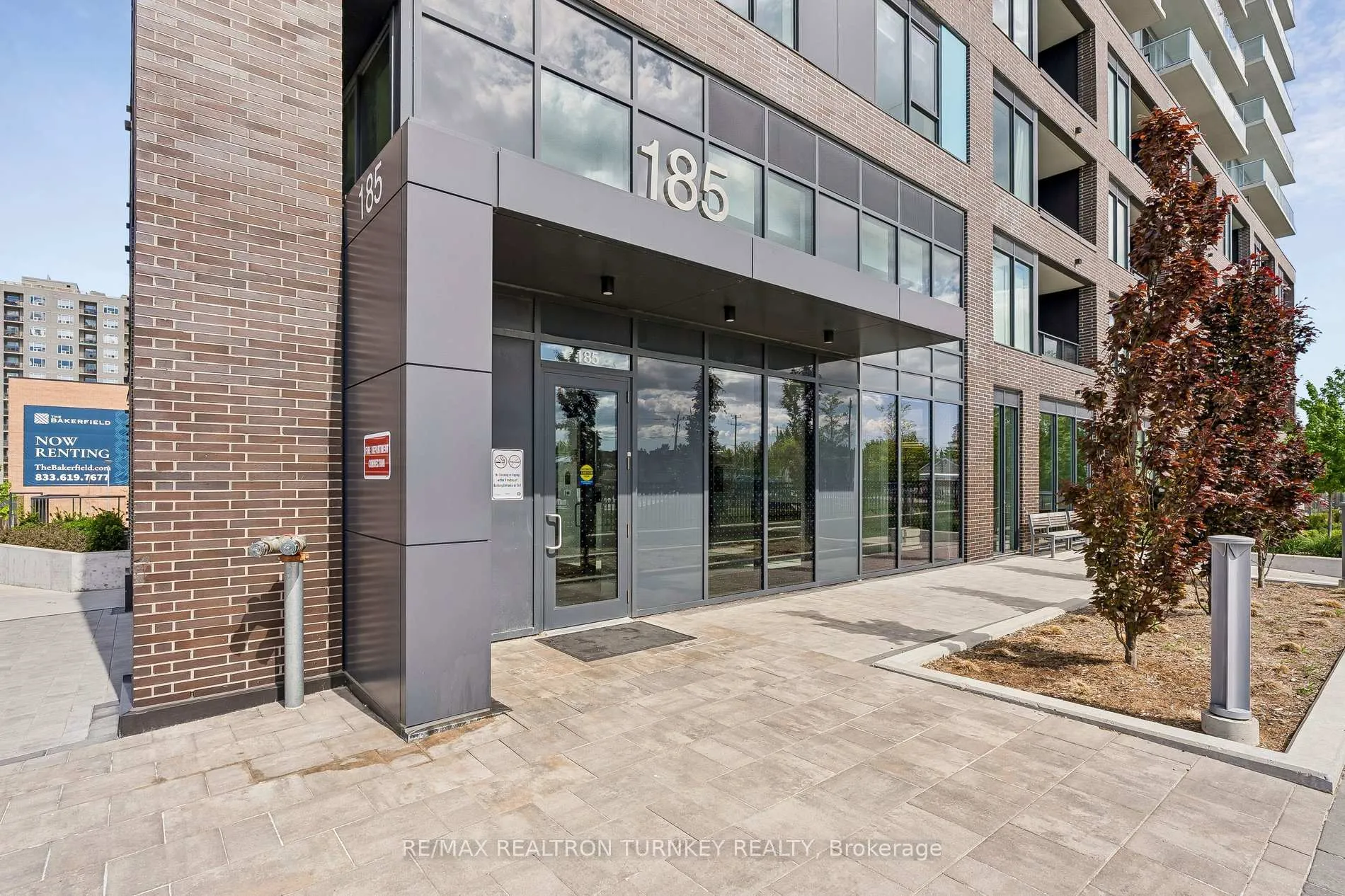 Photo 2 of Unit 311, 185 Deerfield Road N, Newmarket, Central Newmarket — HOMEH