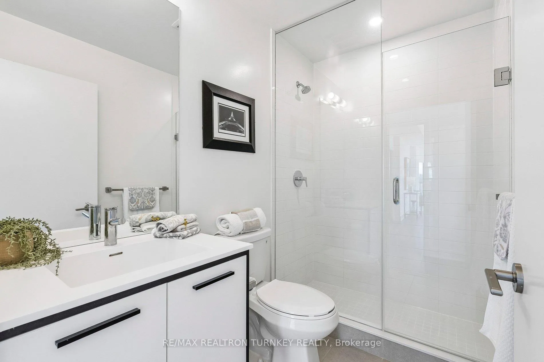 Photo 18 of Unit 311, 185 Deerfield Road N, Newmarket, Central Newmarket — HOMEH