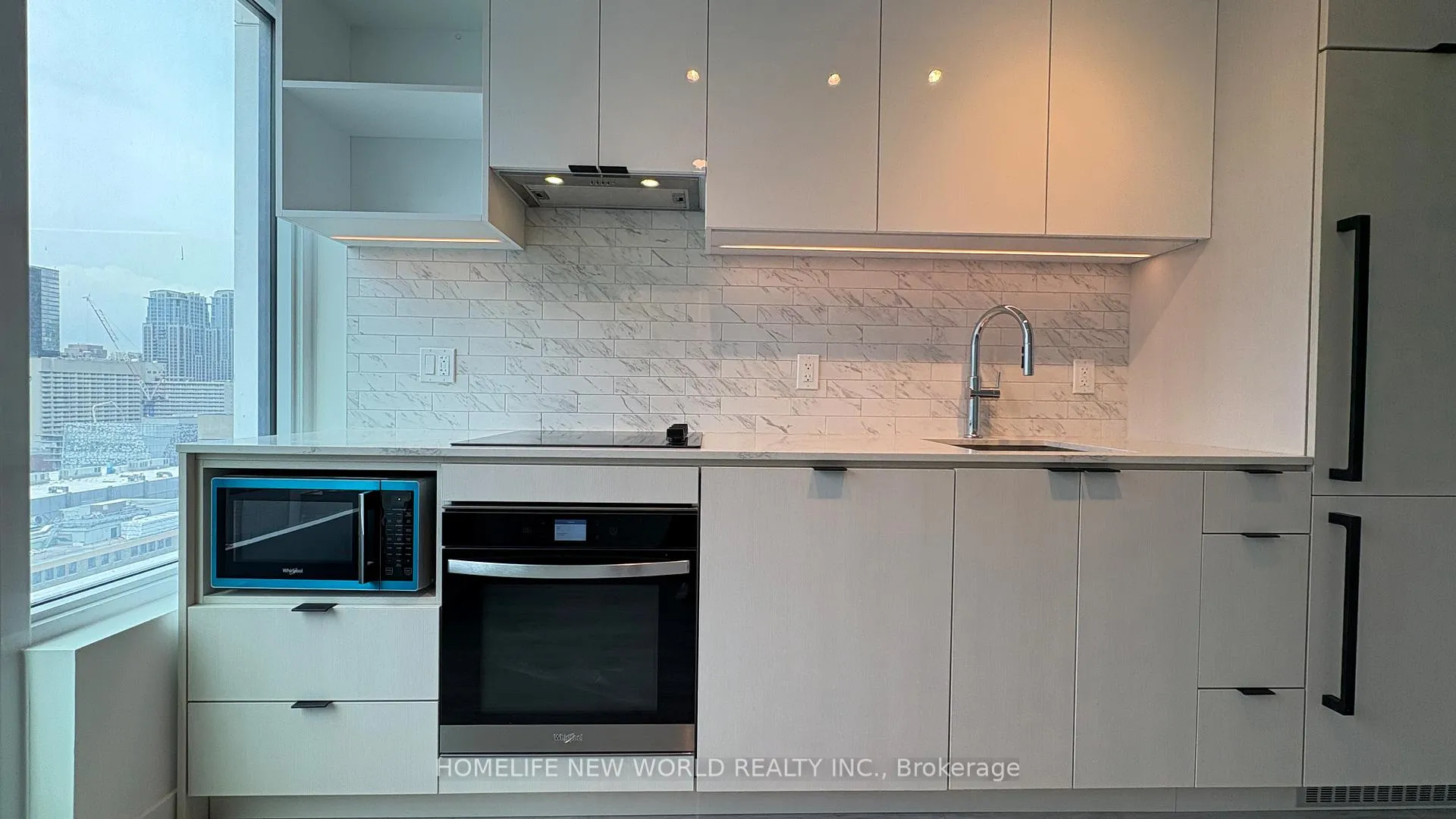Photo 7 of Unit 2502, 252 Church Street, Toronto, Church-Yonge Corridor — HOMEH