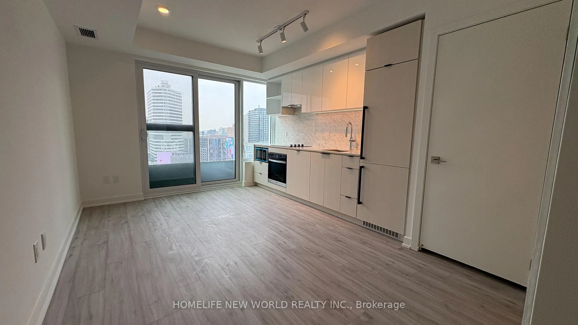 Photo 10 of Unit 2502, 252 Church Street, Toronto, Church-Yonge Corridor — HOMEH