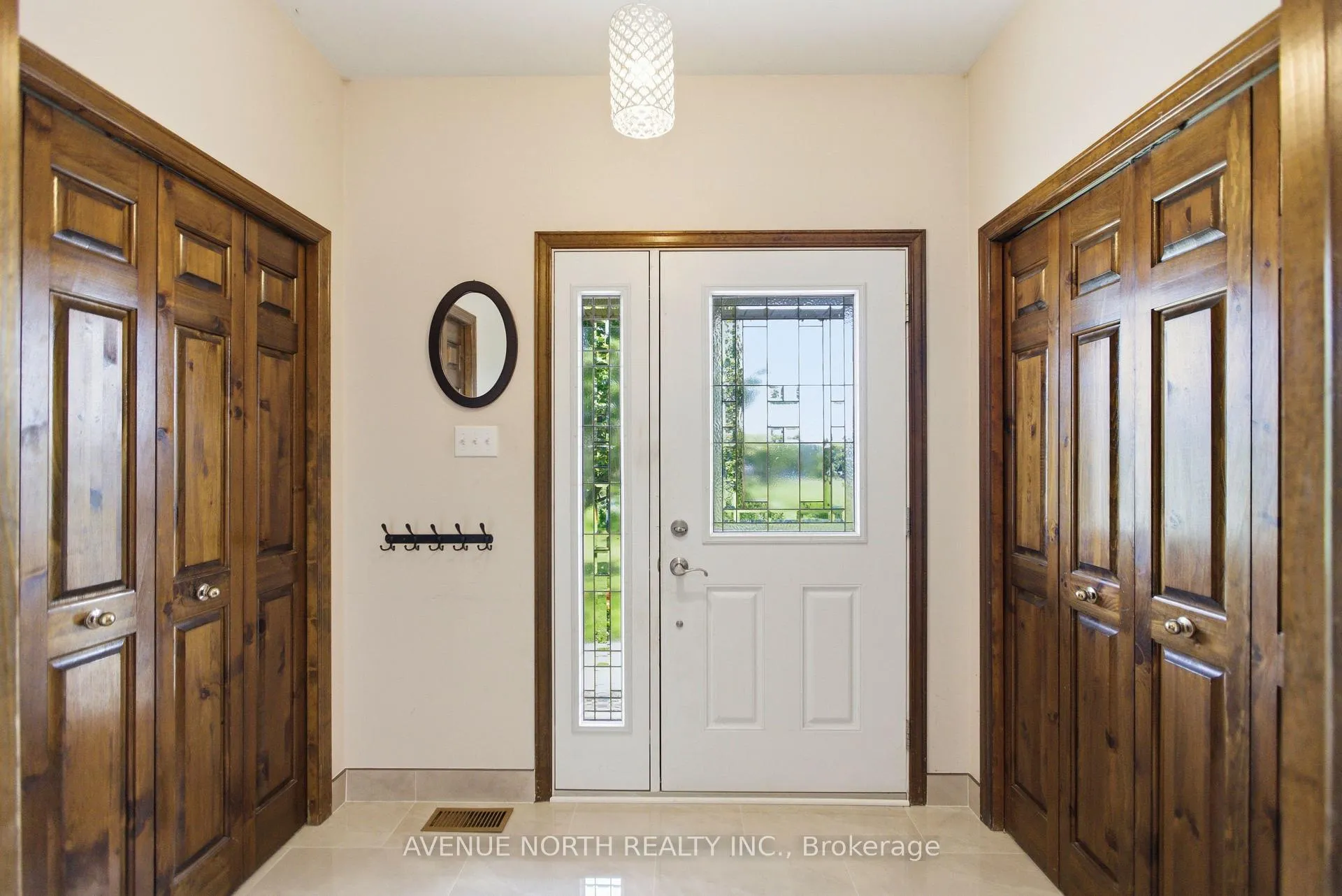 Photo 9 of 4446 Stonecrest Road, Ottawa, Woodlawn/Maclarens Landing/Kilmaurs — HOMEH