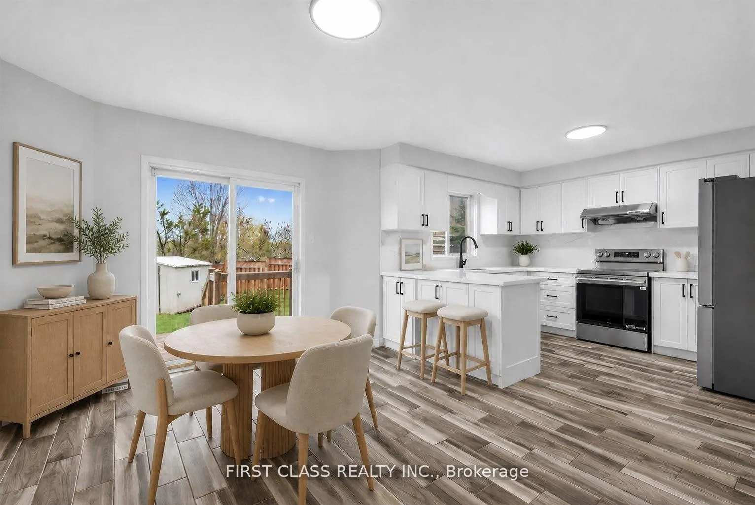Photo 9 of 104 Chalmers Drive, Barrie, Painswick South — HOMEH