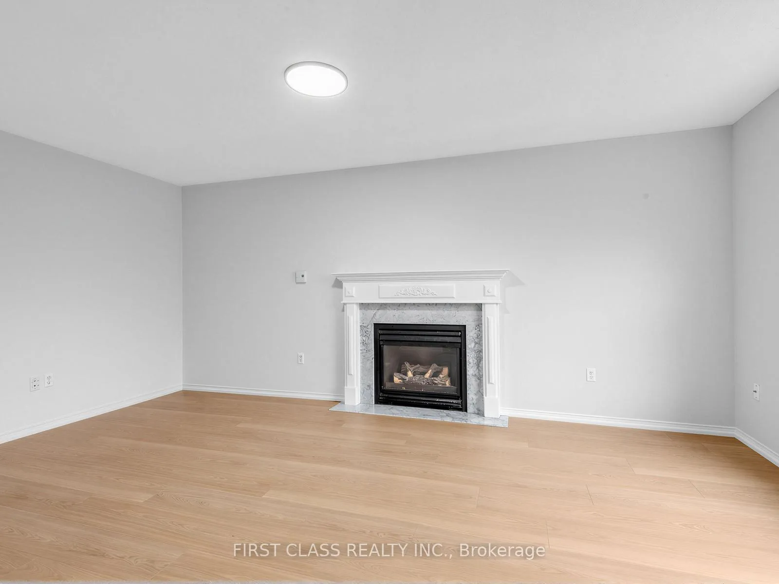 Photo 17 of 104 Chalmers Drive, Barrie, Painswick South — HOMEH