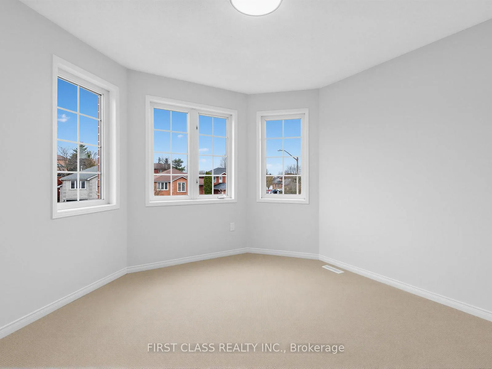Photo 31 of 104 Chalmers Drive, Barrie, Painswick South — HOMEH