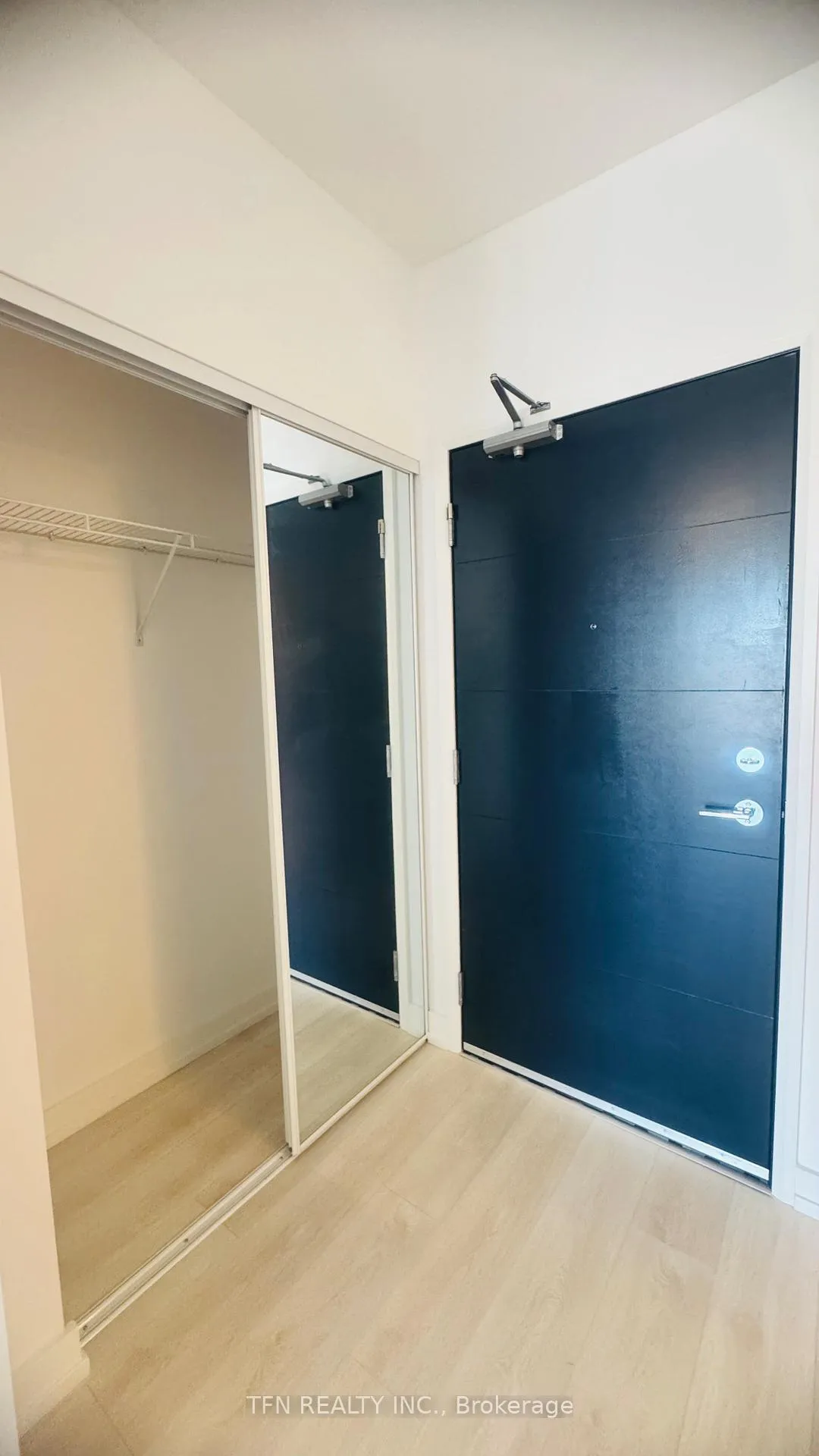 Photo 2 of Unit 1308, 75 James Street S, Hamilton, Corktown — HOMEH