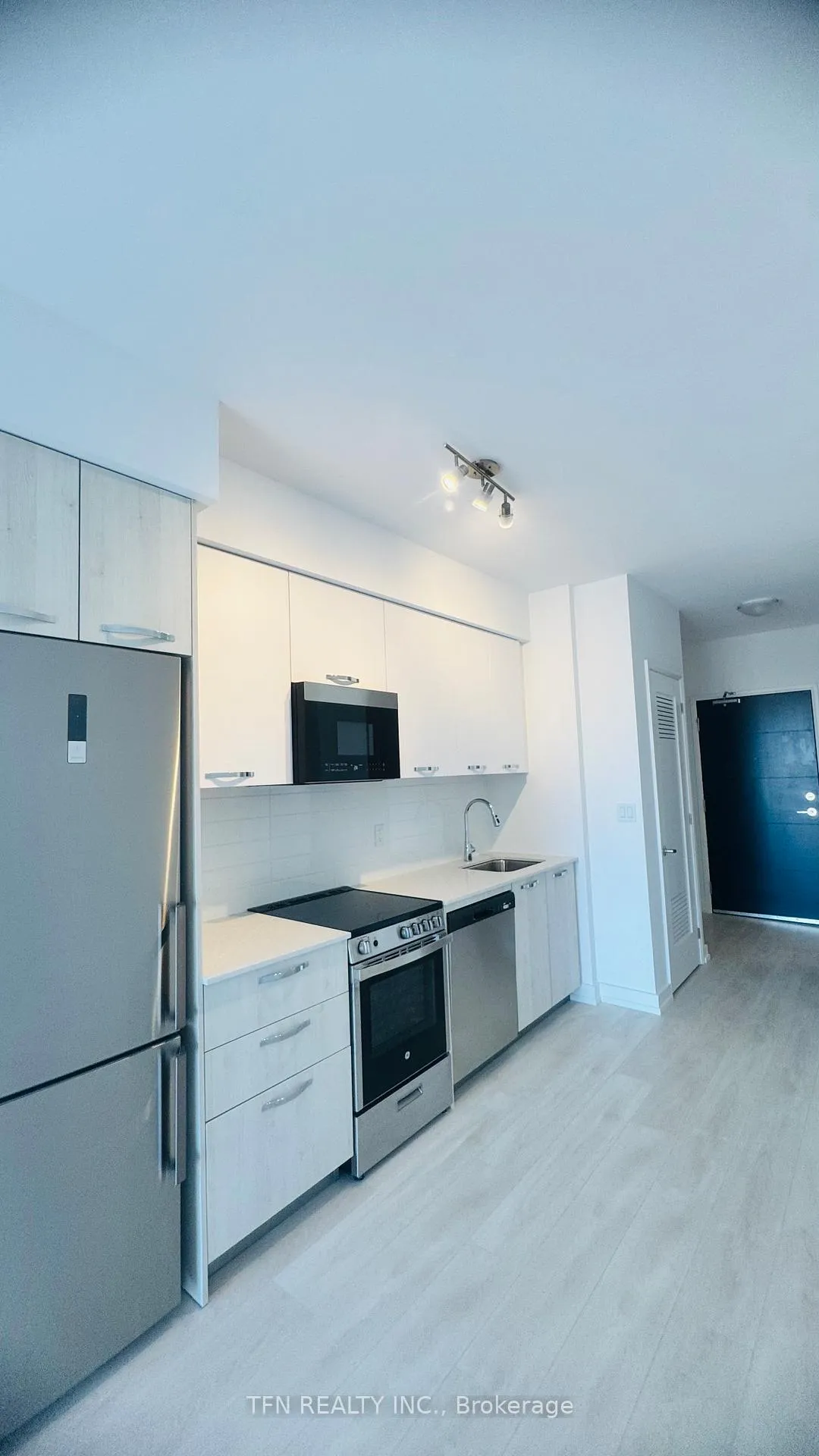 Photo 12 of Unit 1308, 75 James Street S, Hamilton, Corktown — HOMEH