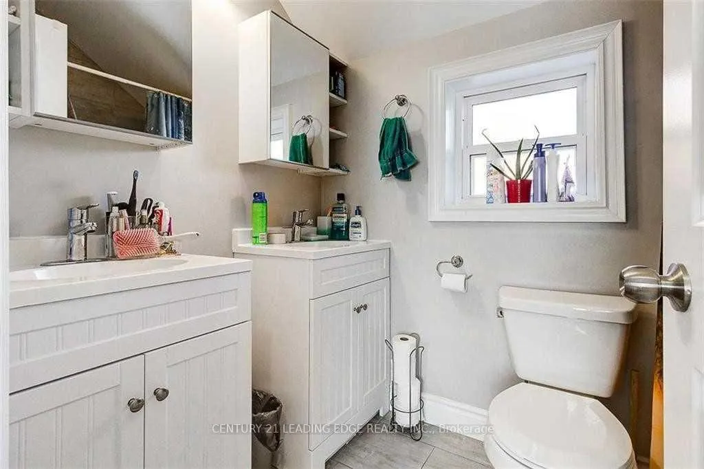 Photo 10 of Unit B, 382 Cannon Street, Hamilton, Landsdale — HOMEH