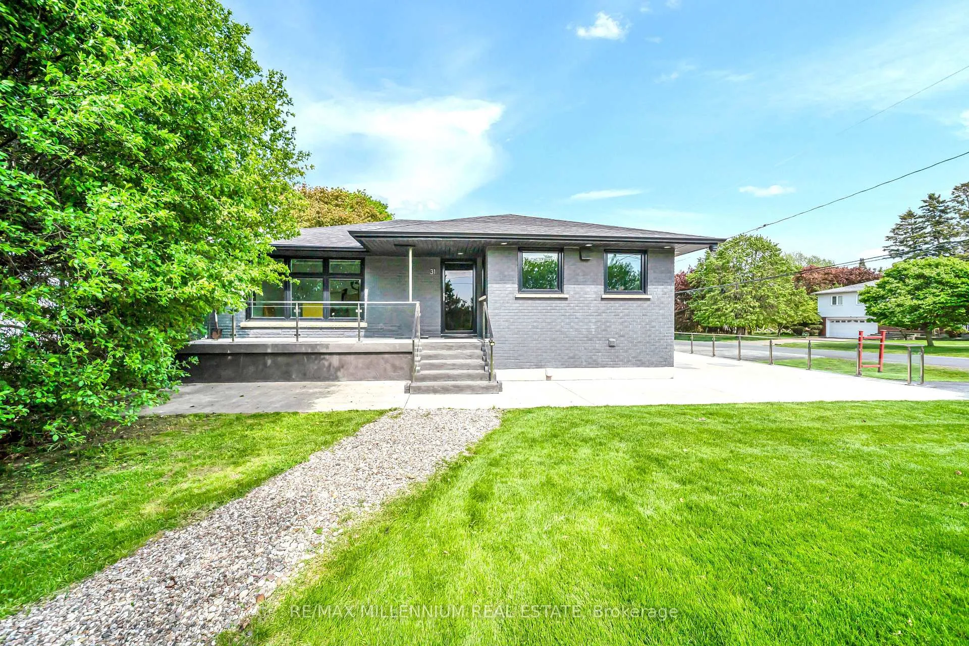 Photo 6 of 31 Old Lake Ridge Road, Whitby, Rural Whitby — HOMEH