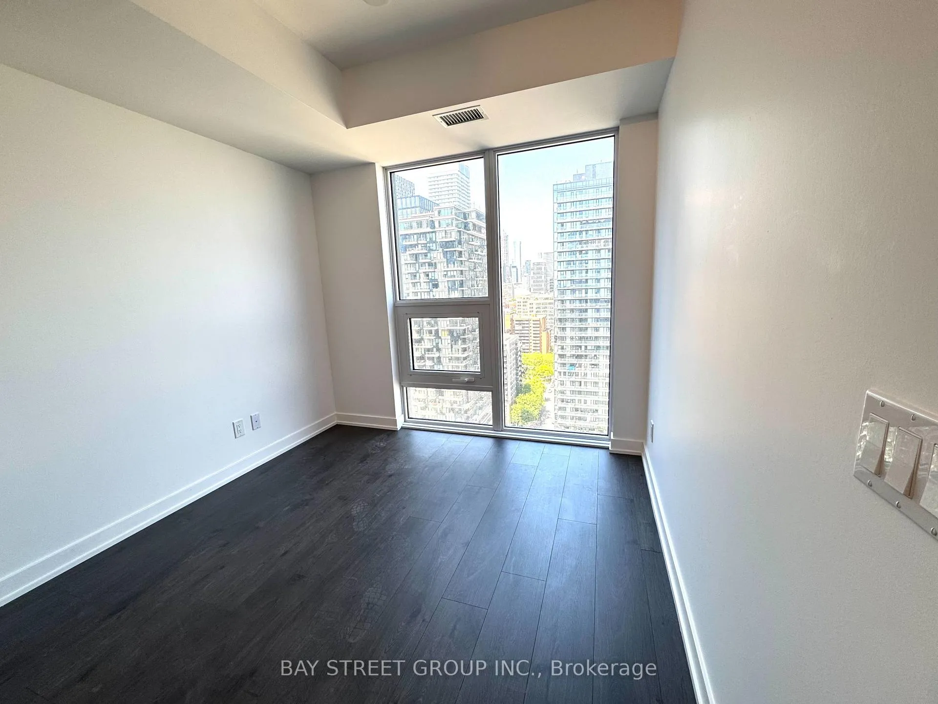 Photo 4 of Unit 2815, 100 Queen Street E, Toronto, Church-Yonge Corridor — HOMEH
