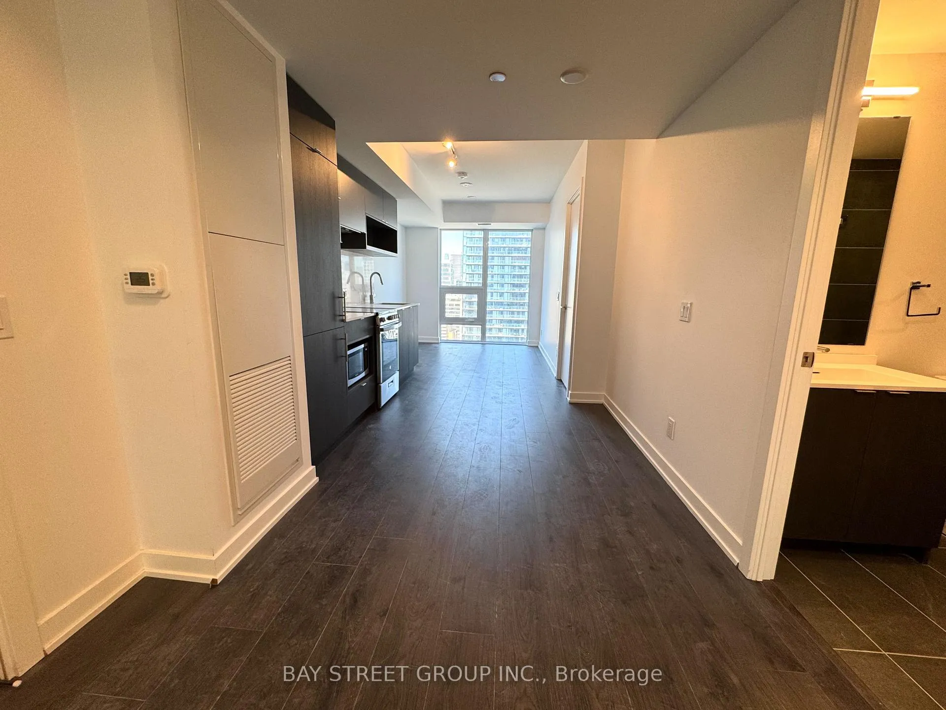 Photo 6 of Unit 2815, 100 Queen Street E, Toronto, Church-Yonge Corridor — HOMEH