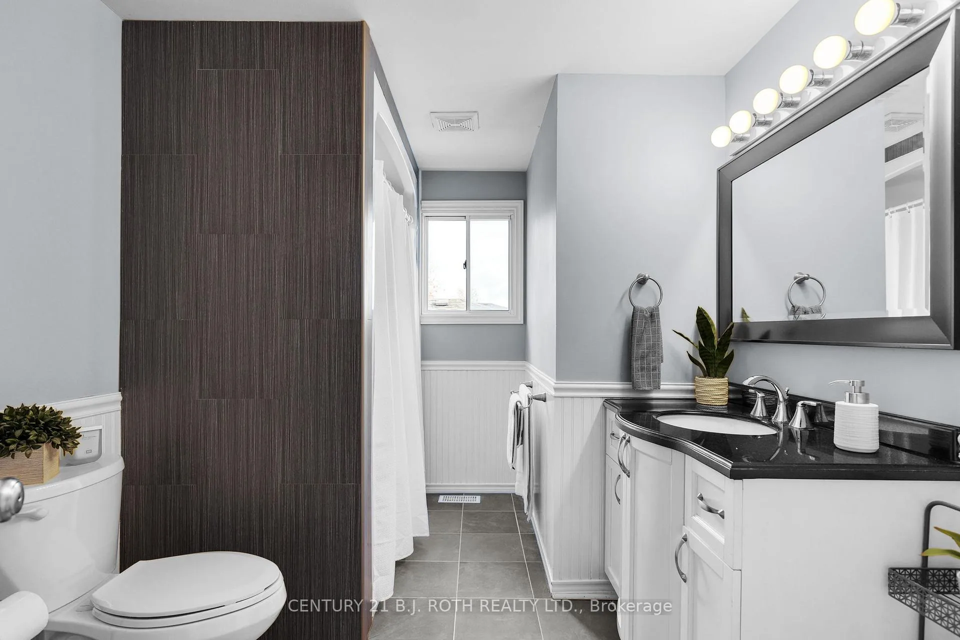 Photo 10 of 113 Hickling Trail, Barrie, Grove East — HOMEH