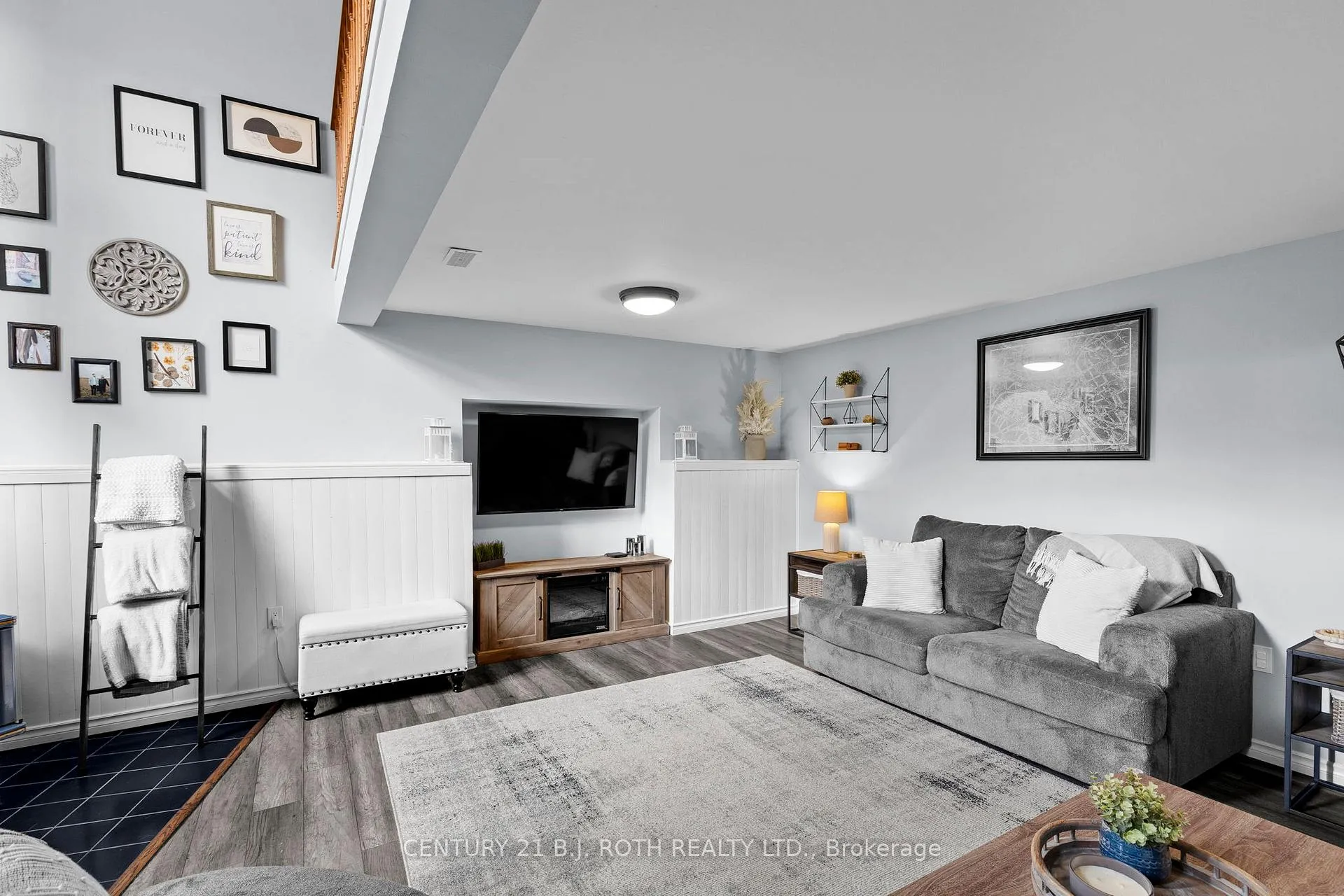 Photo 15 of 113 Hickling Trail, Barrie, Grove East — HOMEH