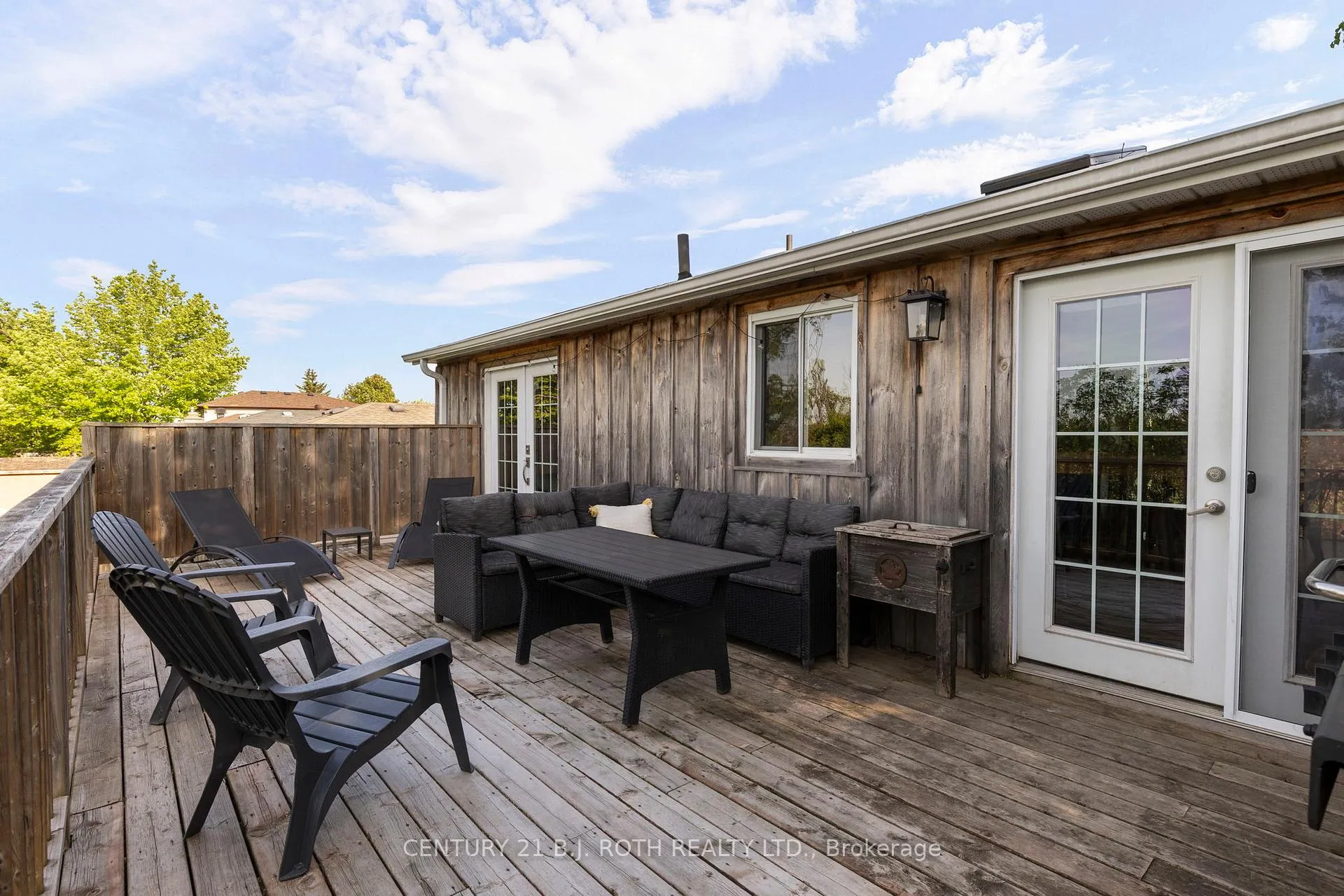 Photo 22 of 113 Hickling Trail, Barrie, Grove East — HOMEH