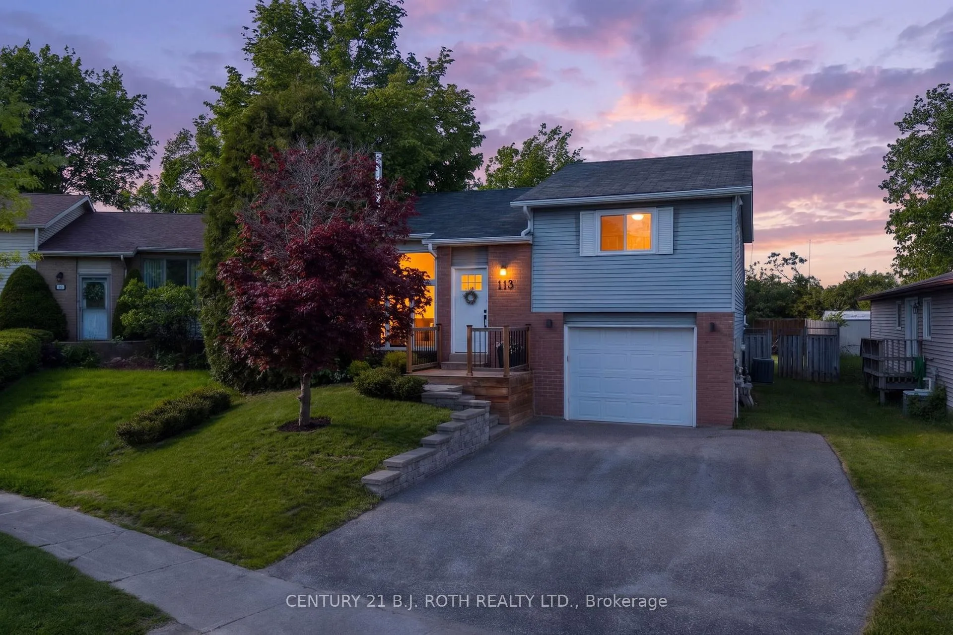 Photo 31 of 113 Hickling Trail, Barrie, Grove East — HOMEH