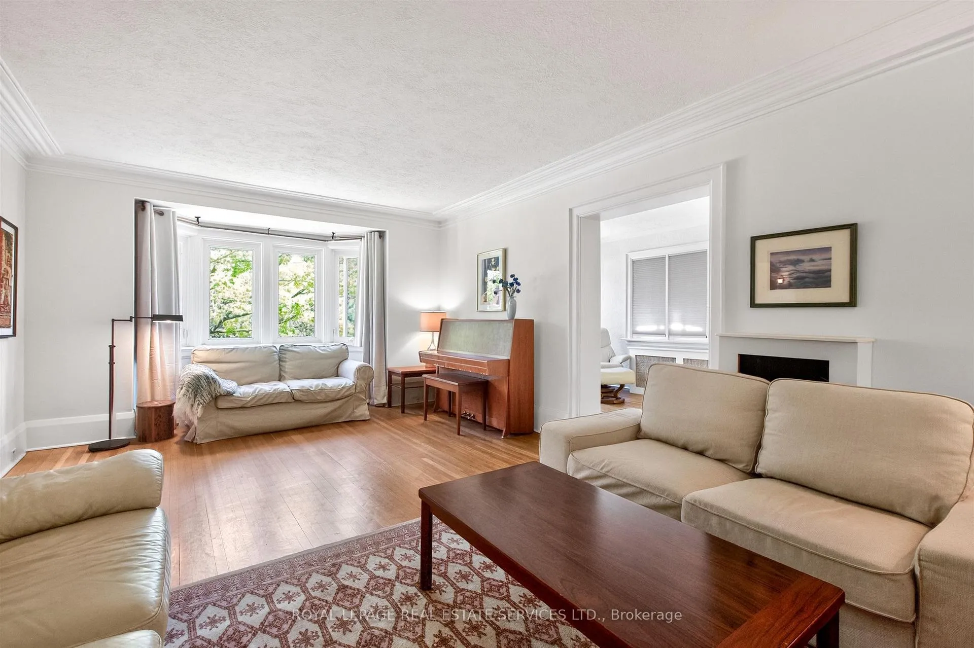 Photo 5 of 42 Humbercrest Boulevard, Toronto, Lambton Baby Point — HOMEH