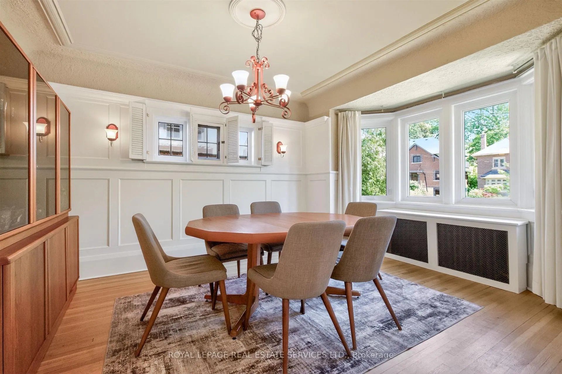 Photo 10 of 42 Humbercrest Boulevard, Toronto, Lambton Baby Point — HOMEH