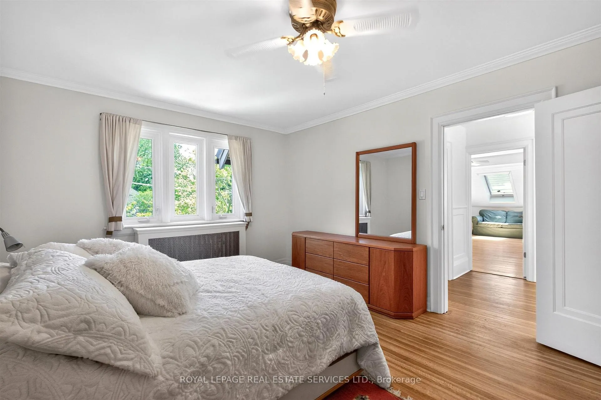 Photo 17 of 42 Humbercrest Boulevard, Toronto, Lambton Baby Point — HOMEH