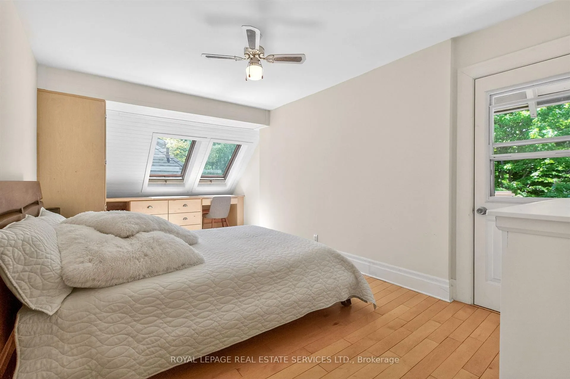 Photo 18 of 42 Humbercrest Boulevard, Toronto, Lambton Baby Point — HOMEH