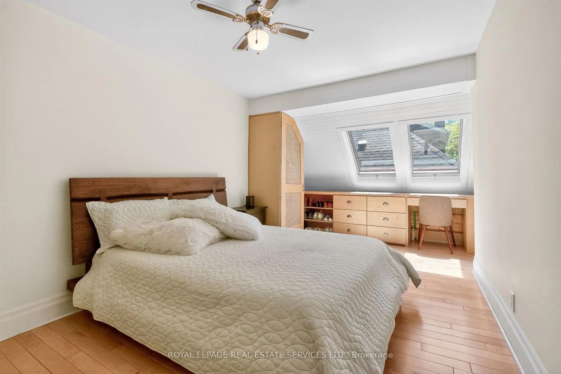 Photo 19 of 42 Humbercrest Boulevard, Toronto, Lambton Baby Point — HOMEH