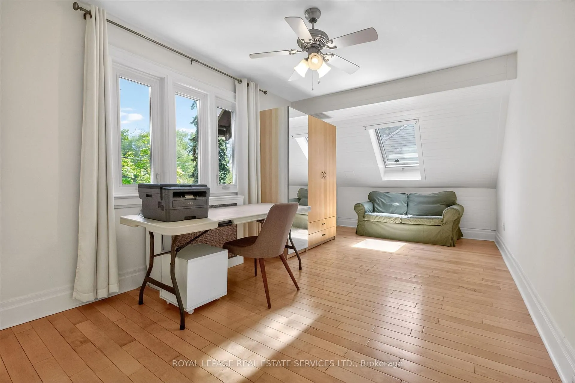 Photo 20 of 42 Humbercrest Boulevard, Toronto, Lambton Baby Point — HOMEH