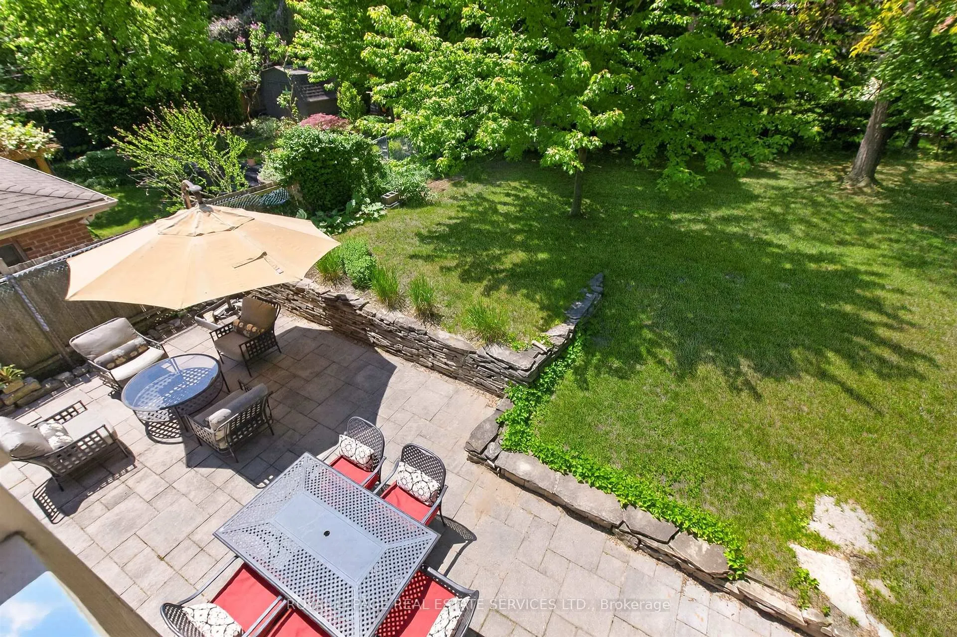 Photo 23 of 42 Humbercrest Boulevard, Toronto, Lambton Baby Point — HOMEH
