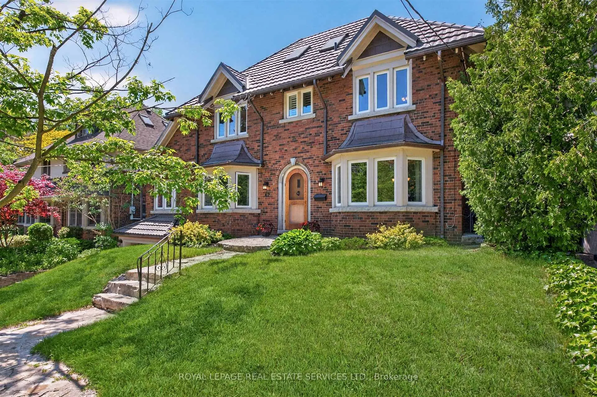 Photo 43 of 42 Humbercrest Boulevard, Toronto, Lambton Baby Point — HOMEH